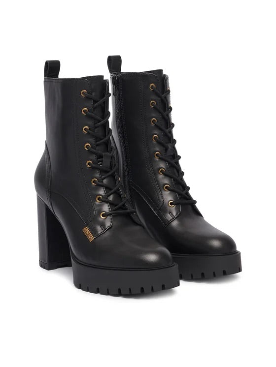 Дамски боти с ток Women’s boots Pinko Clara 03
SD0581P001 Z99 Black front view