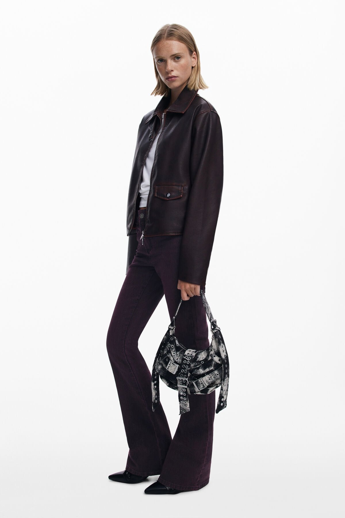 Дамска чанта Women’s handbag Desigual
25WAXA87 9019 head to toe view