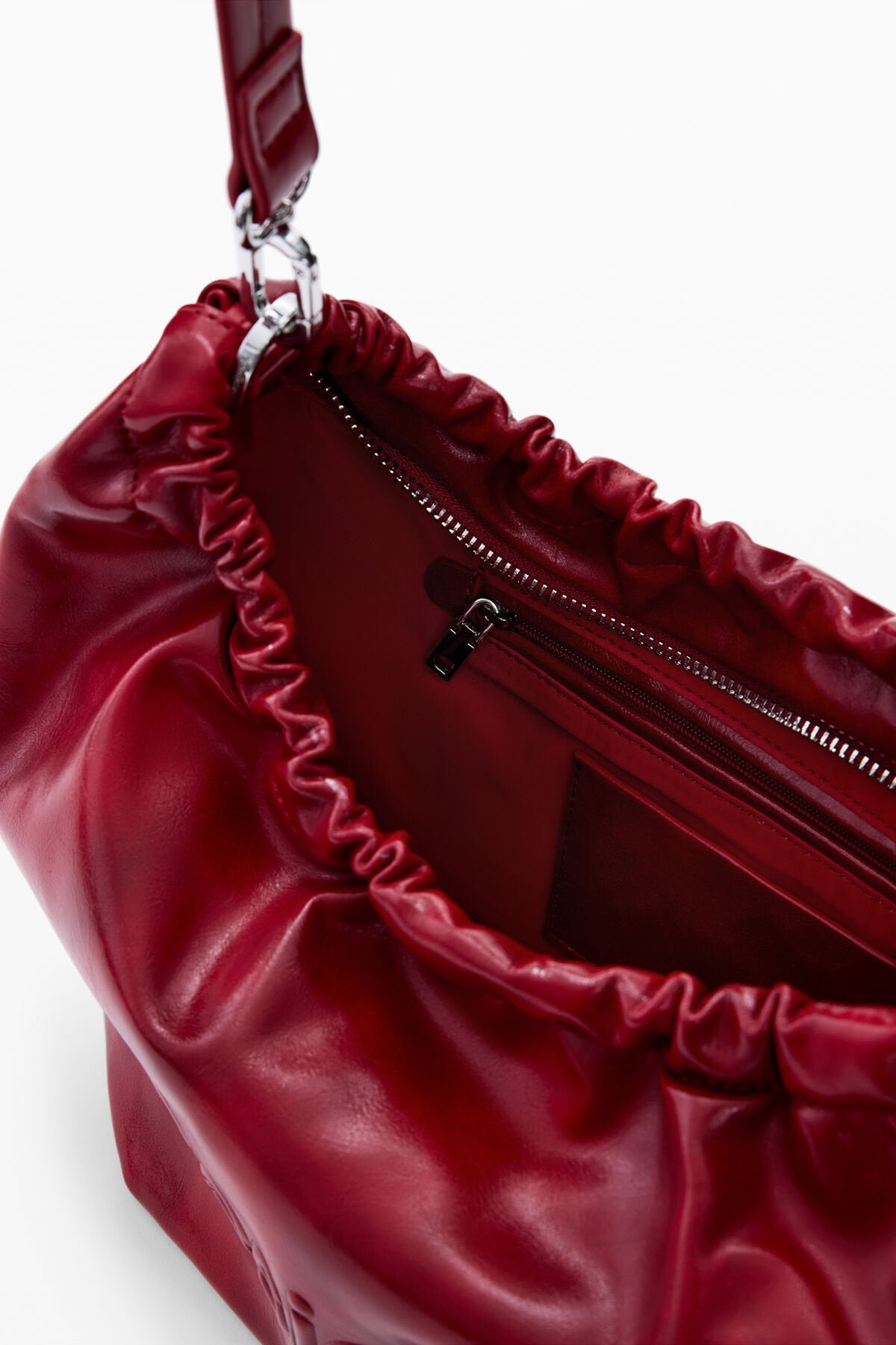 Дамска чанта Women’s handbag Desigual
26SAXP28 3000 Red inside view