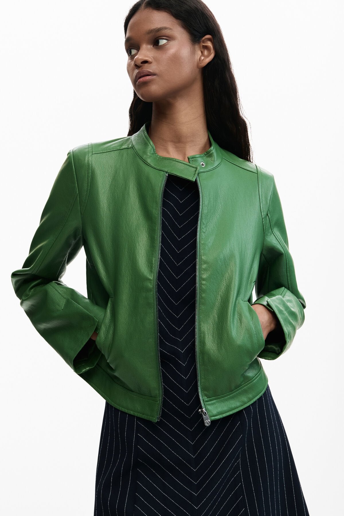 Дамско кожено яке Women’s leather jacket Desigual 26SWEW094129 Green front view