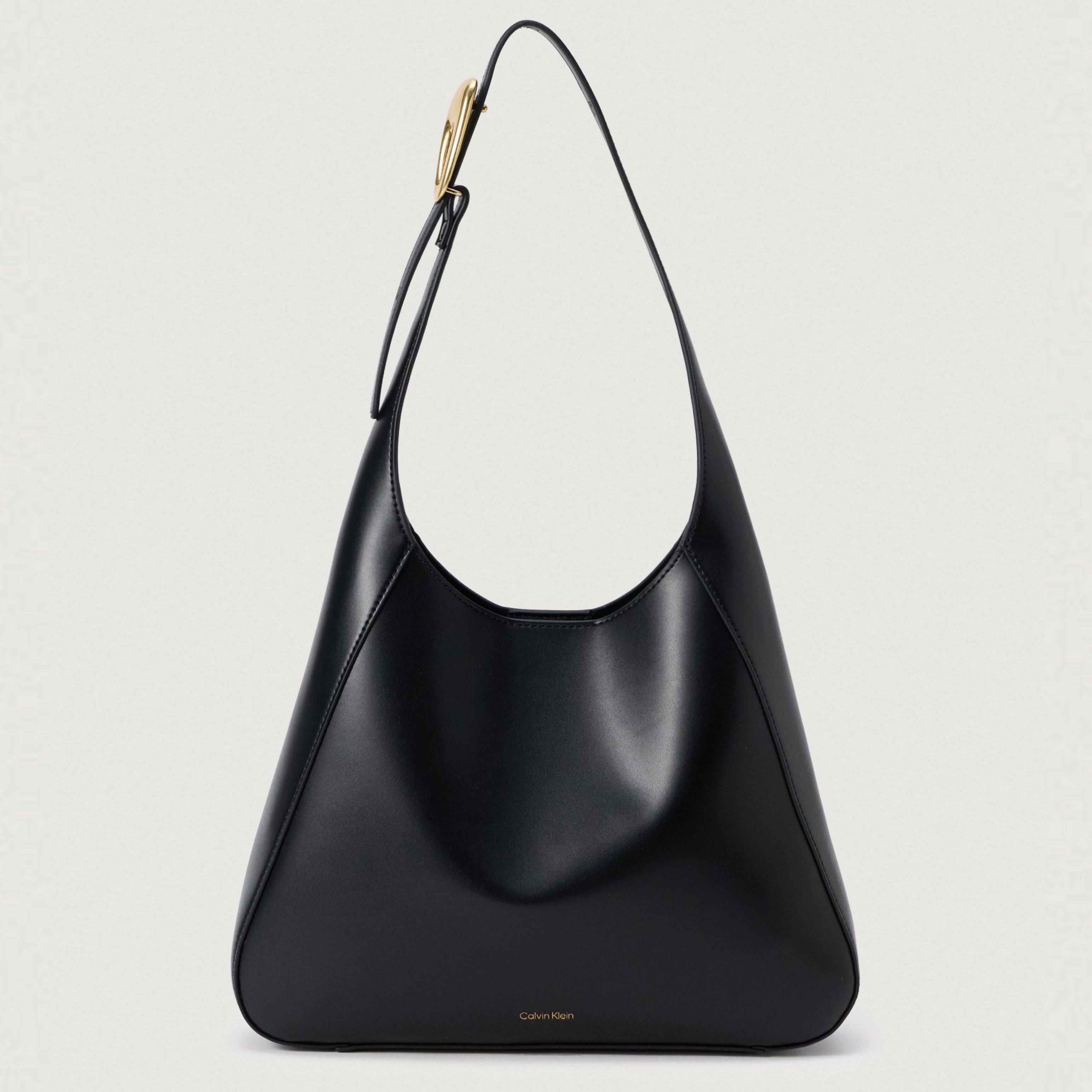 Дамска чанта Women’s medium shoulder hobo bag Calvin Klein LV04F3410G UB1 front view