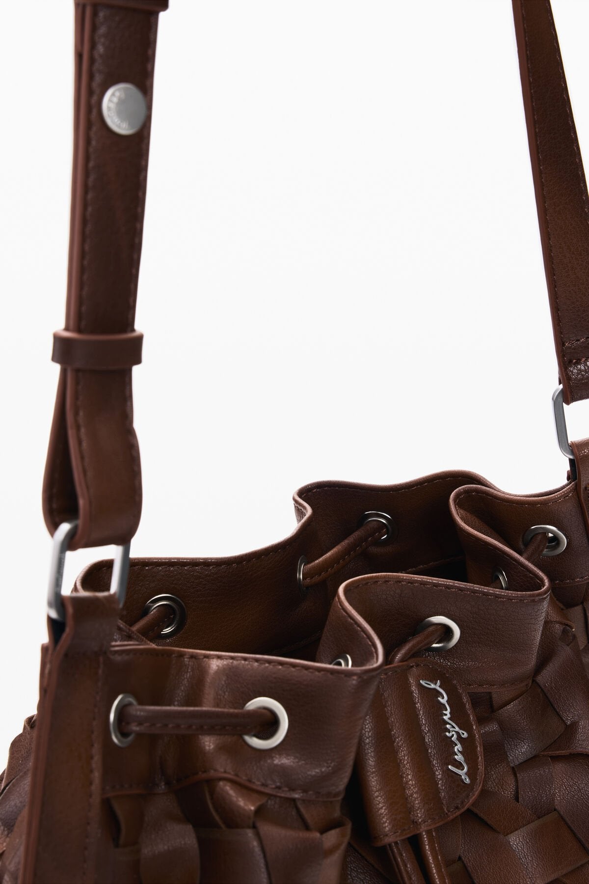 Дамска раница Women’s rucksack Desigual
26SAKP146064U Brown detail view