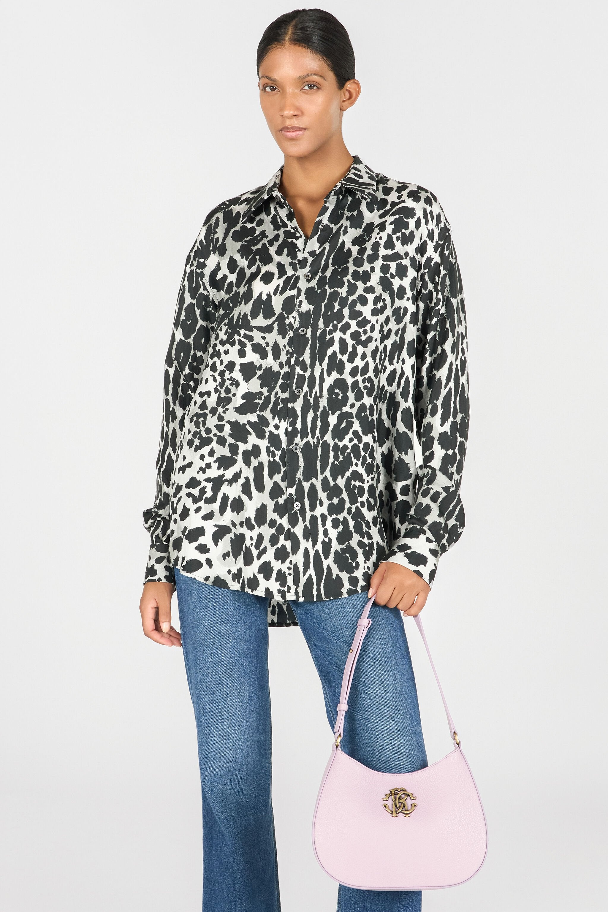 Дамска чанта Women’s shoulder bag Roberto Cavalli OOB00G PZA12 02500 Pink lifestyle view