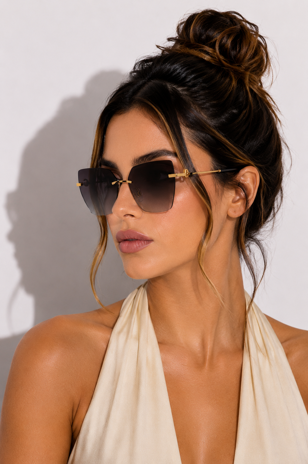 Дамски слънчеви очила Women’s sunglasses Dolce & Gabbana DG2321 02 8G Black / Gold lifestyle view