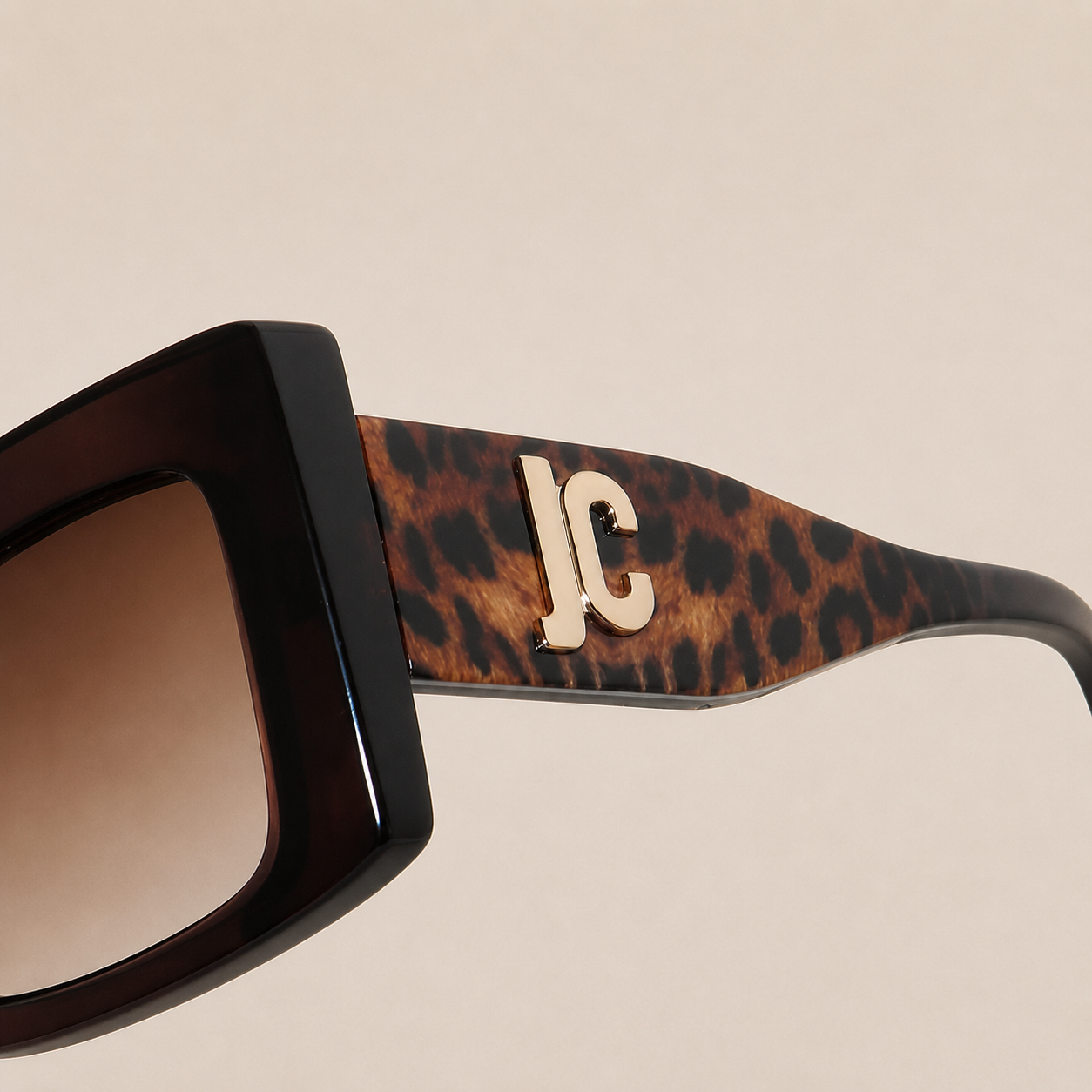 Дамски слънчеви очила Women’s sunglasses JUST CAVALLI SJC020 0AAK Brown logo view