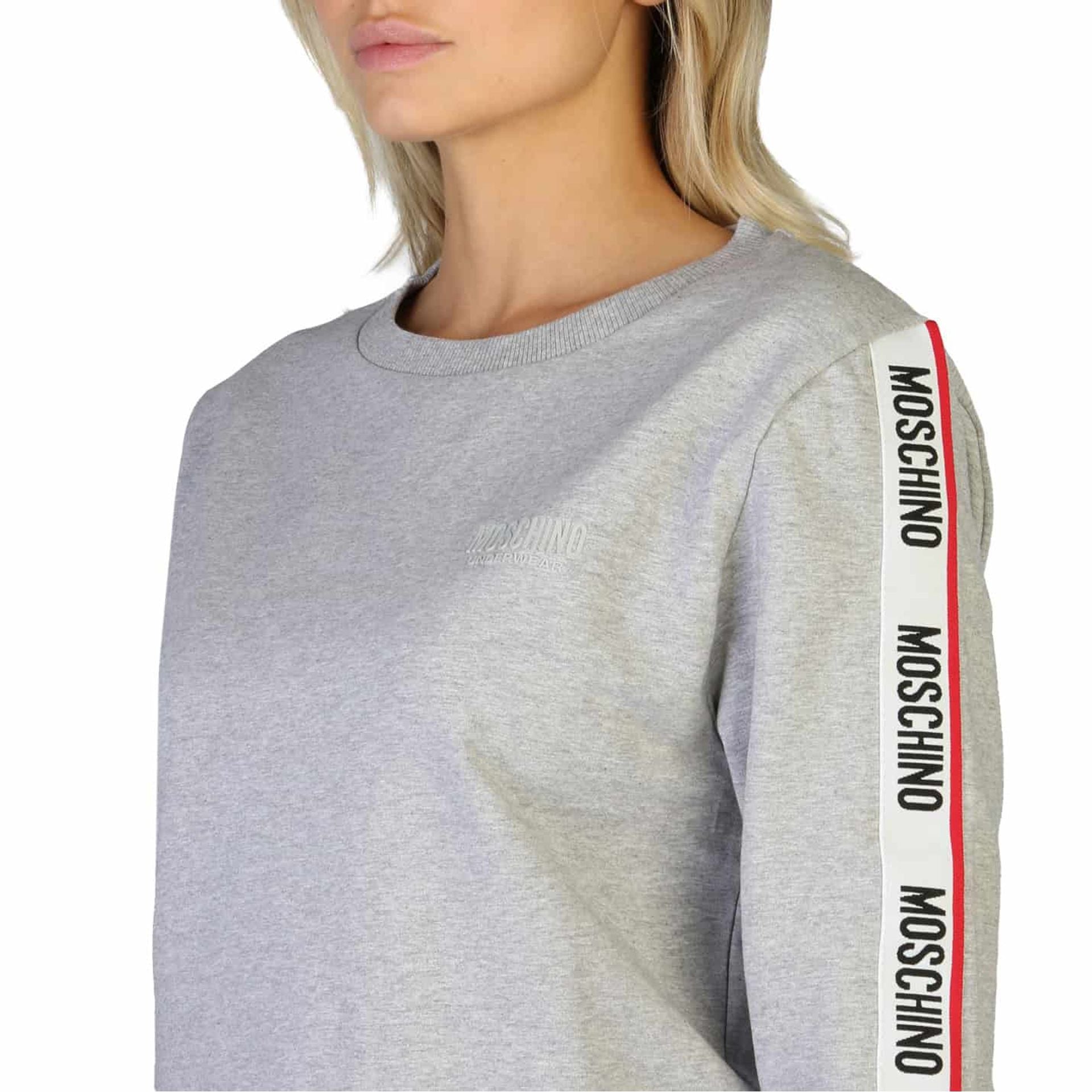 Суичъри Moschino