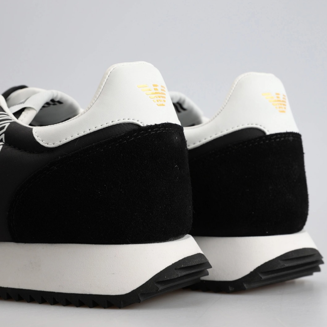 Мъжки маратонки EA7 Emporio Armani черни X8X101 XK257 A120