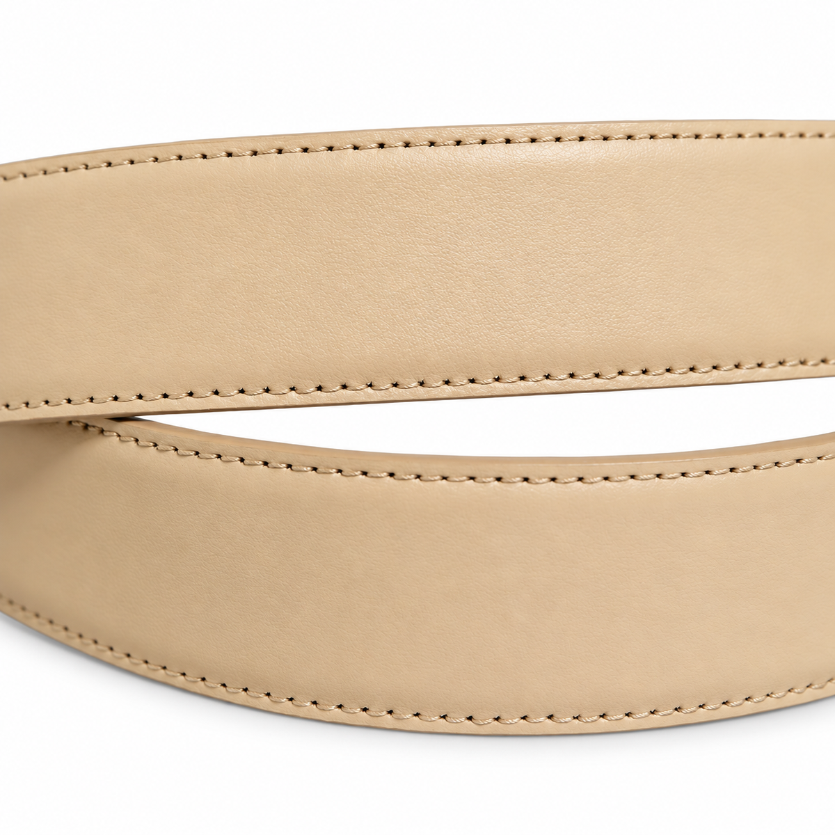 Men's belt Dolce & Gabbana SKU: BC4524 AQ765 80009 leather texture close-up