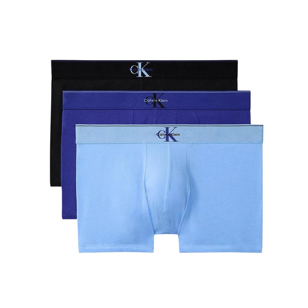 Мъжки боксерки Calvin Klein 3-pack Boxers LV00NB4472 TI8 Front View