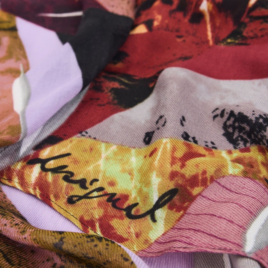Дамски шал Desigual women’s scarf 26WAWA10 9019 Close-up