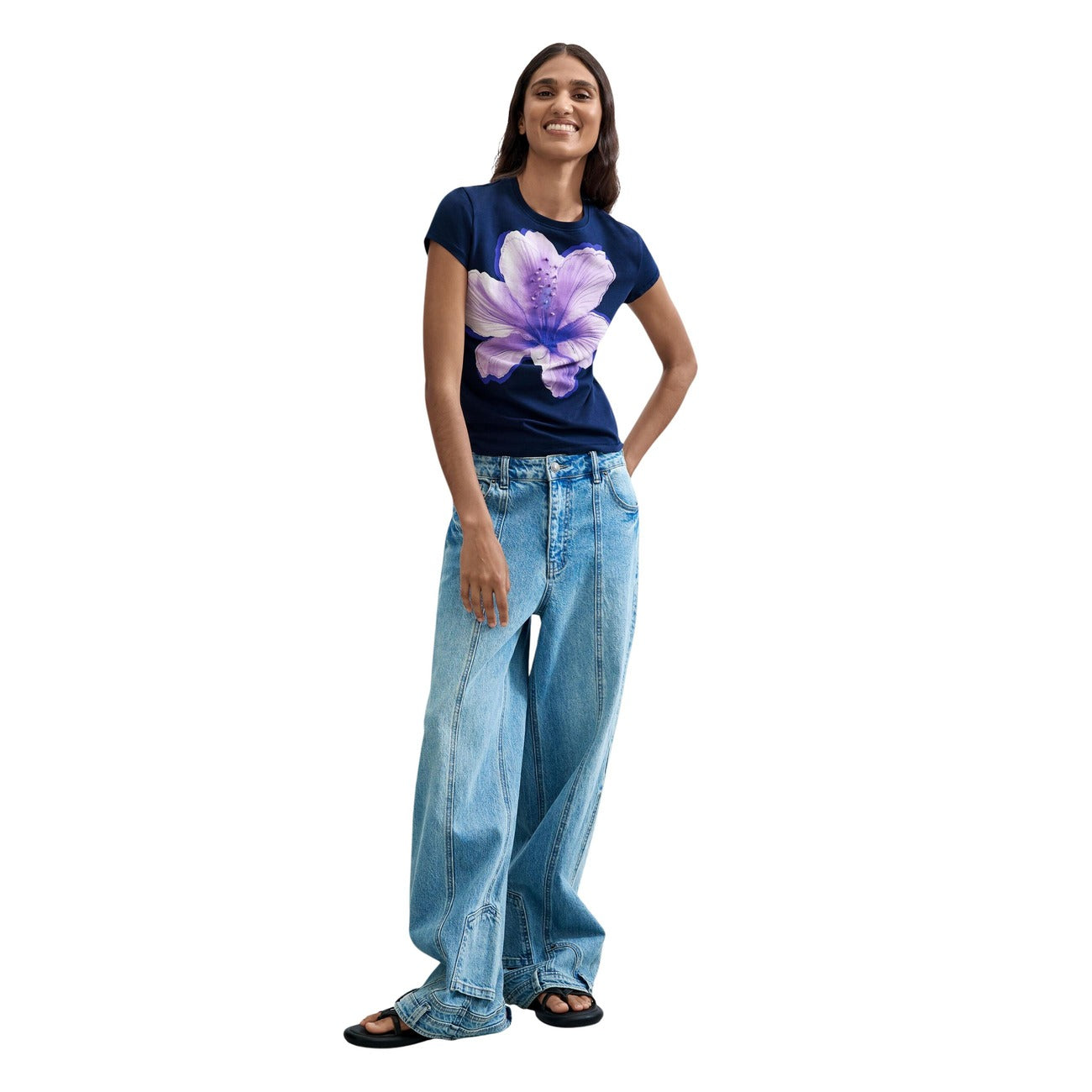 Дамска тениска Desigual Women T-shirt 26WWTK51 5000 Front View