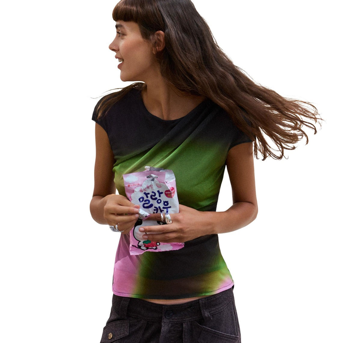 Дамска тениска Desigual women’s t-shirt 26WWTK20 2000 front view Model view