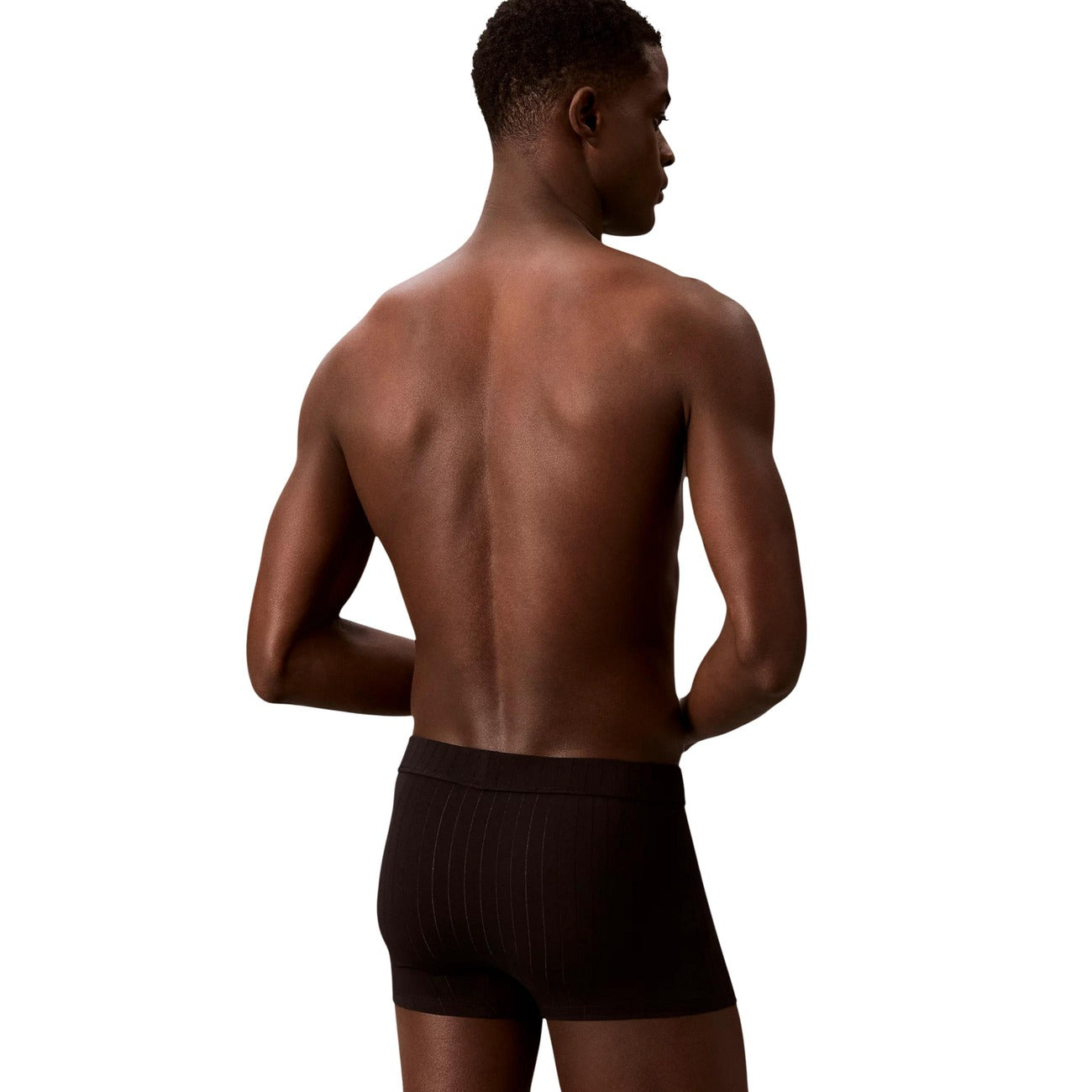 Мъжки боксерки Calvin Klein Men Boxers LV00NB4504 UB1 Back View
