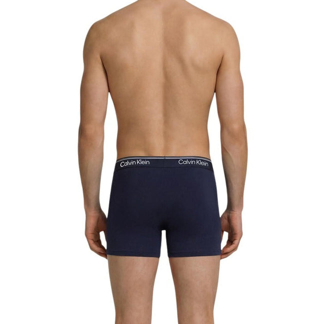 Мъжки боксерки Calvin Klein Men Boxers LV00NB4410 3ZV Model Back View