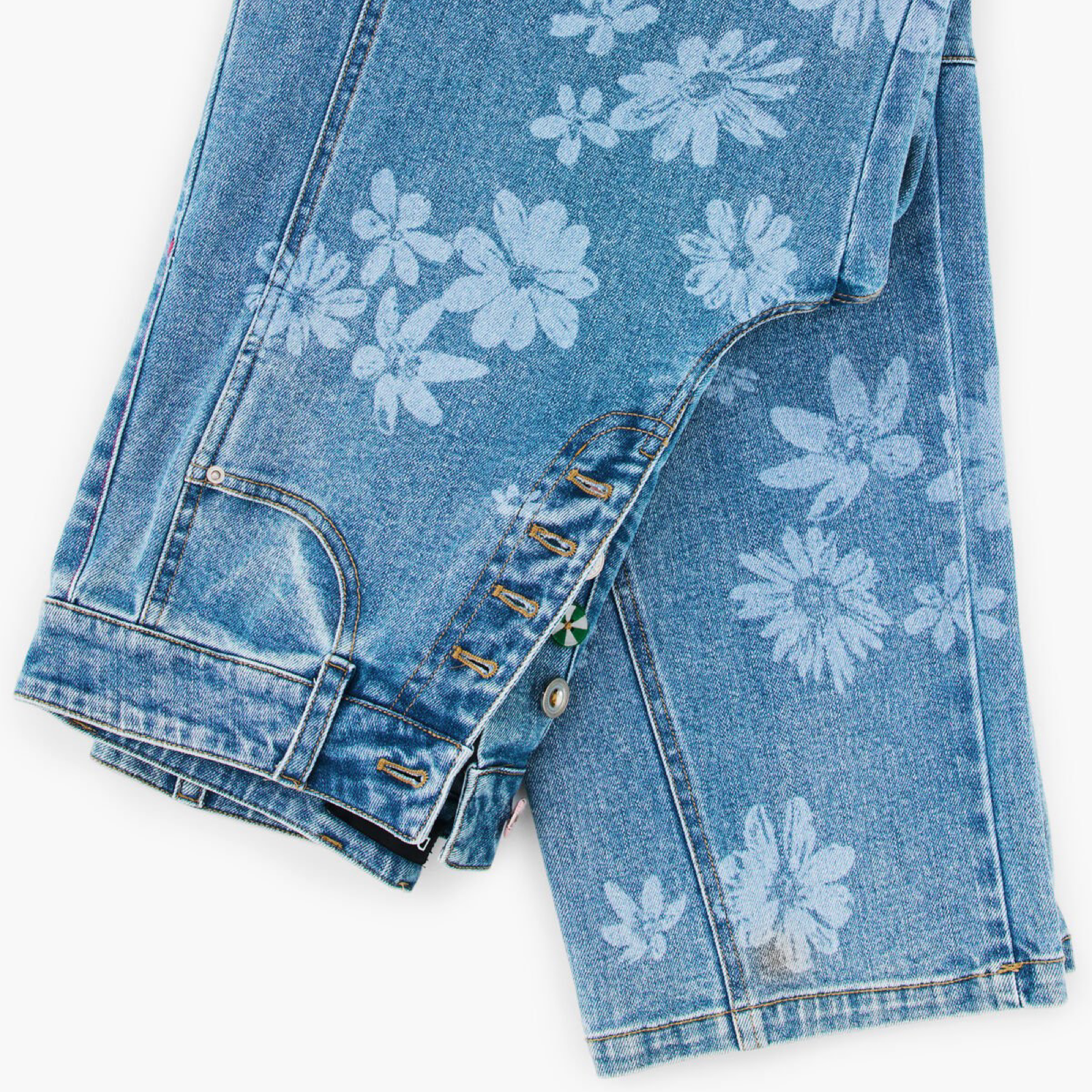 Дамски дънки Desigual Women Jeans 26SWDD06 5053 Close-up