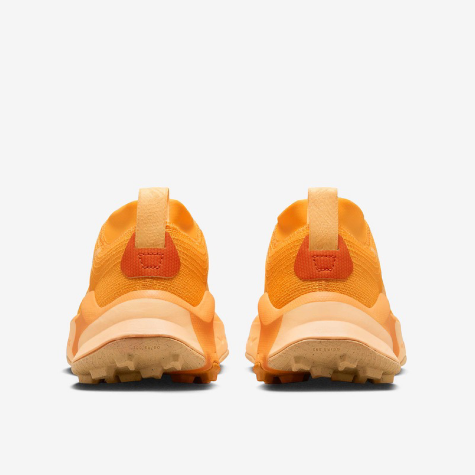 Дамски маратонки Nike Zegama Trail Women Sneakers DH0625-701 Heel View