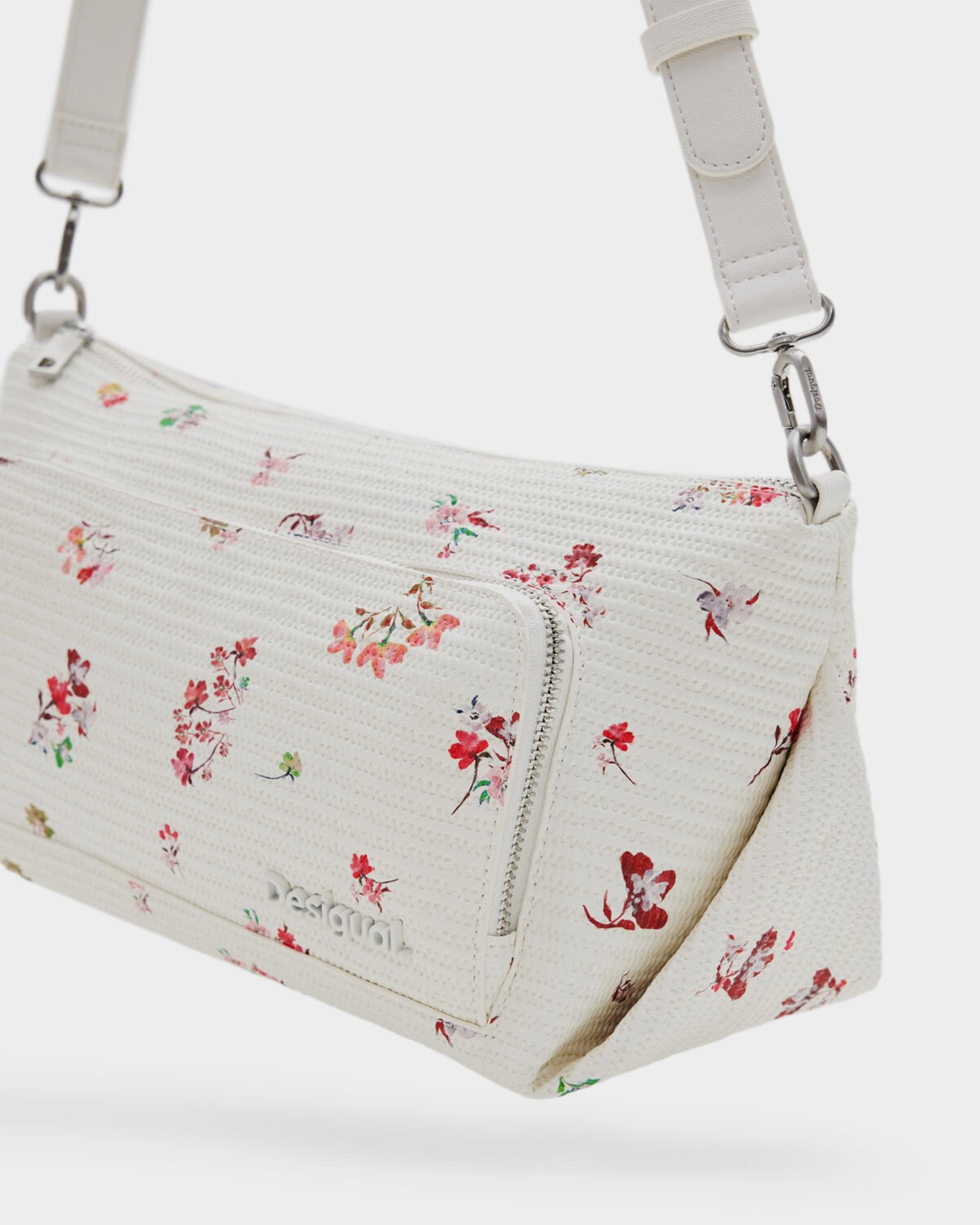 Дамска чанта в бяло с флорални мотиви Women’s M flower textured shoulder bag Desigual 24SAXP651001U White