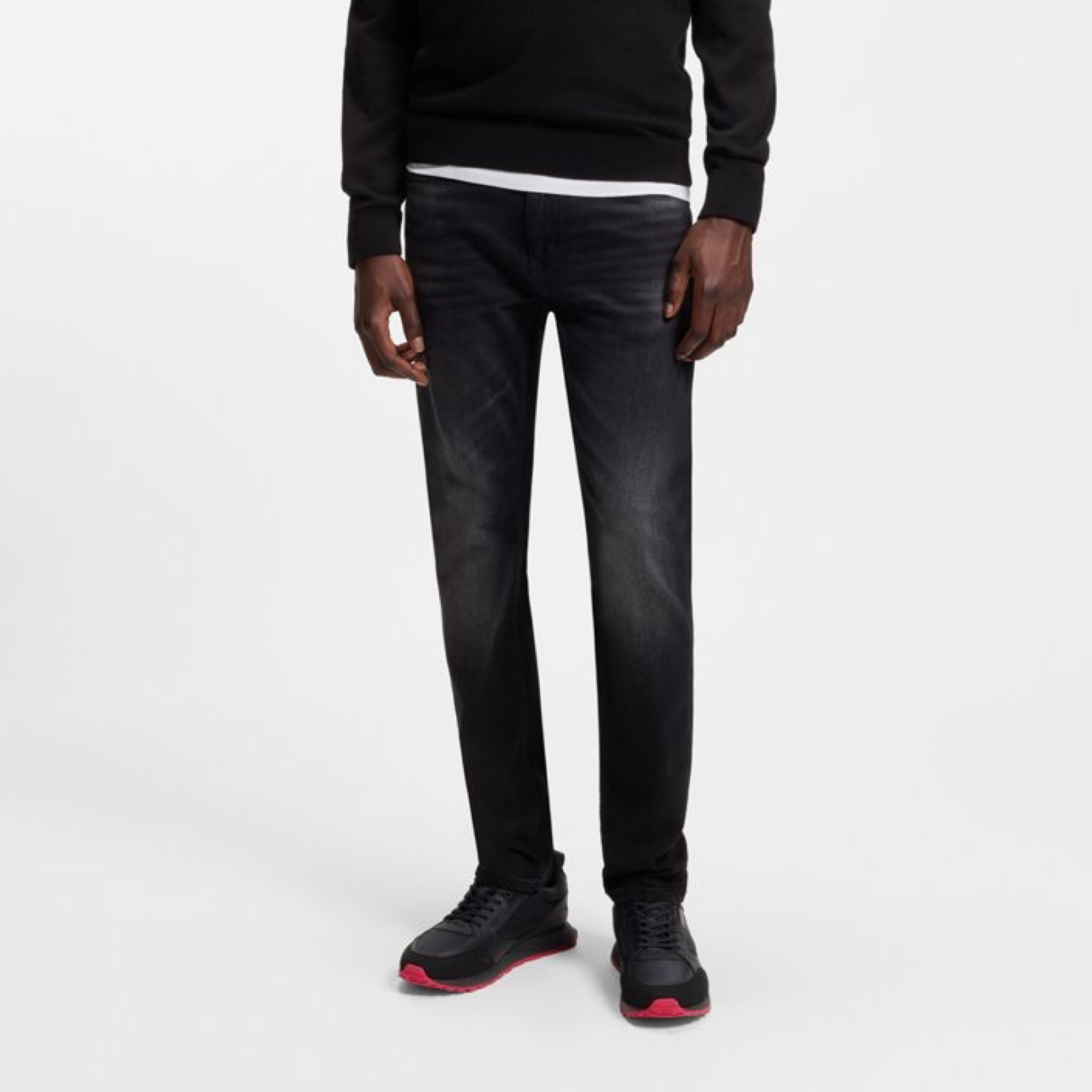 Мъжки маратонки Hugo Icelin Men Sneakers 50536568 001 Model View
