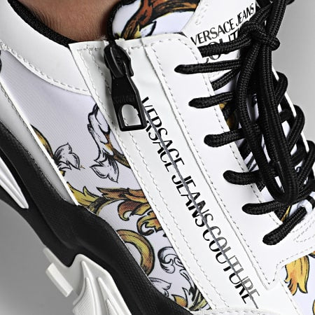 Мъжки кецове Men’s sneakers Versace Jeans Couture Trail Trek 78YA3SI5 ZSC57 G03 White Gold side logo view