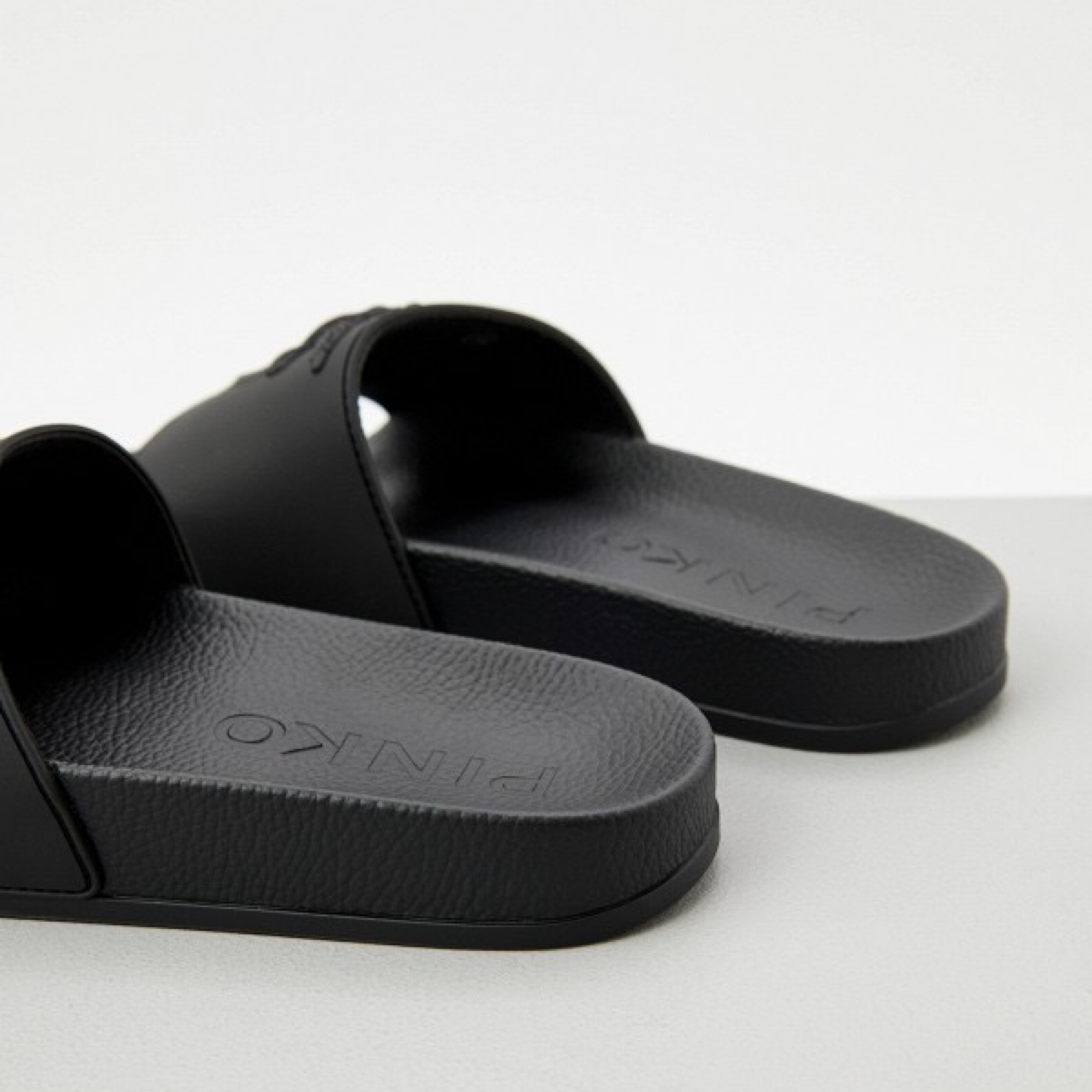 Дамски черни чехли Pinko Women Slippers SS0093 E027 Z99 Heel View