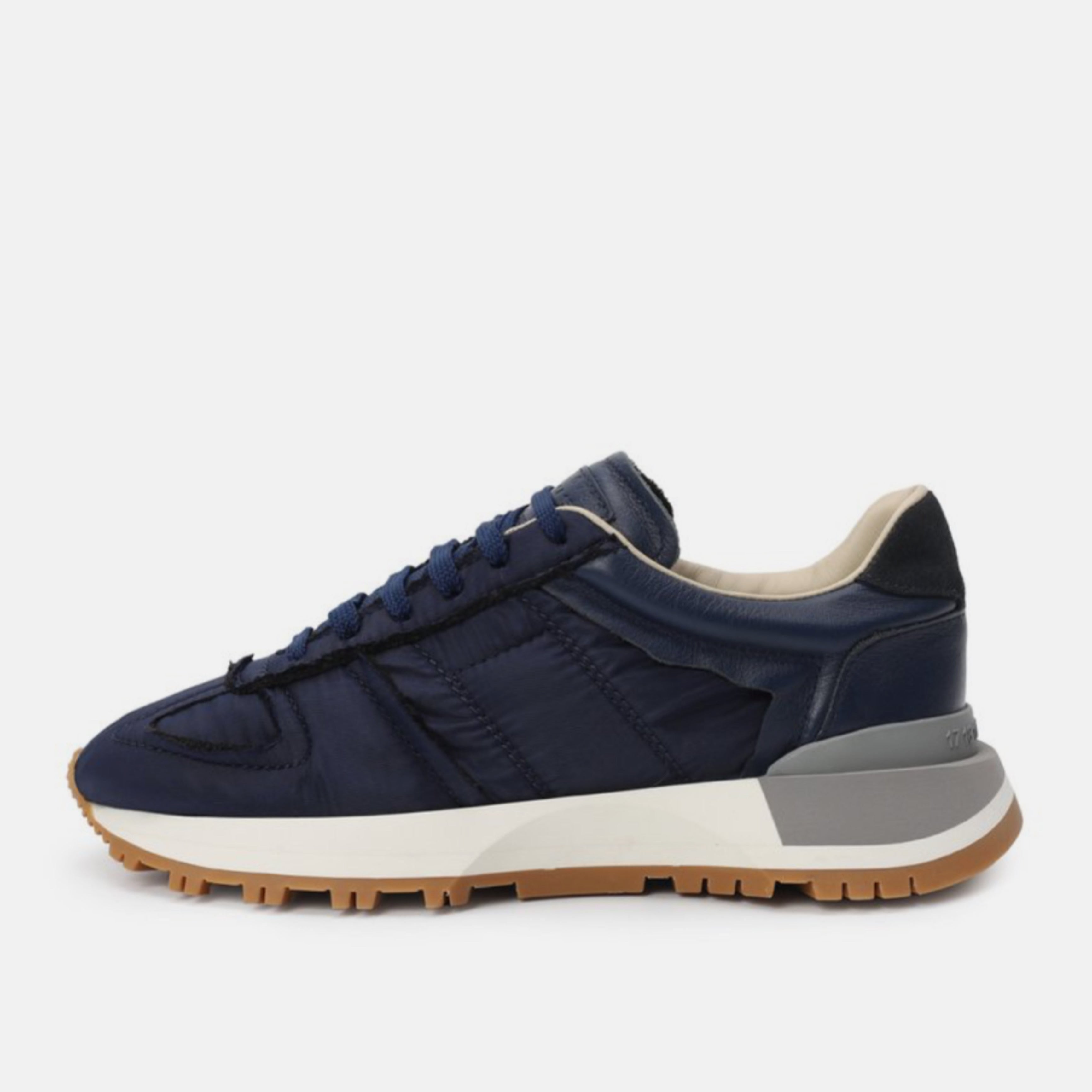 Дамски кецове Women’s sneakers Maison Margiela 222168M237082 Cosmo medial view