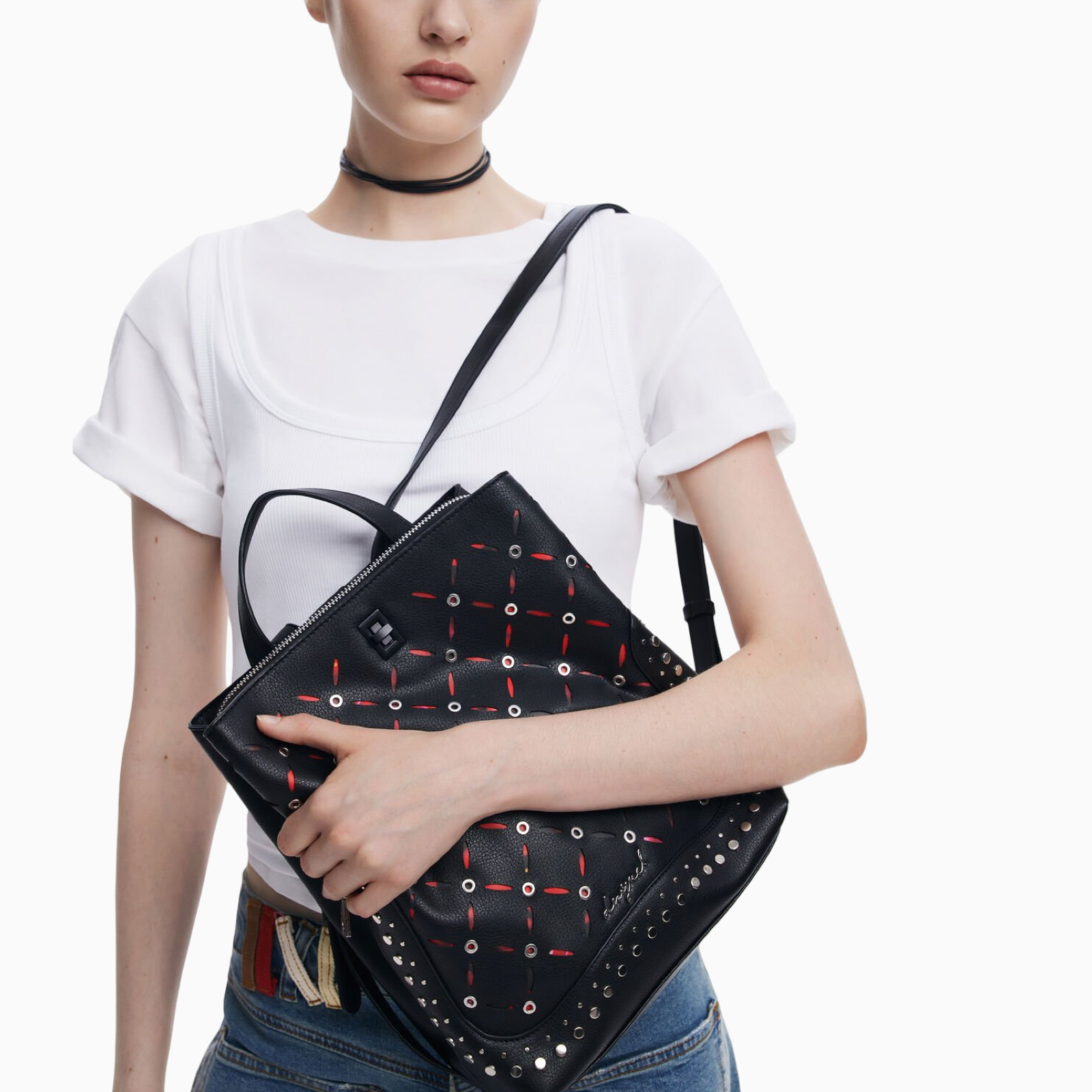 Дамска чанта раница Women’s rucksack Desigual 25WAKP15 2000 Black lifestyle view 2