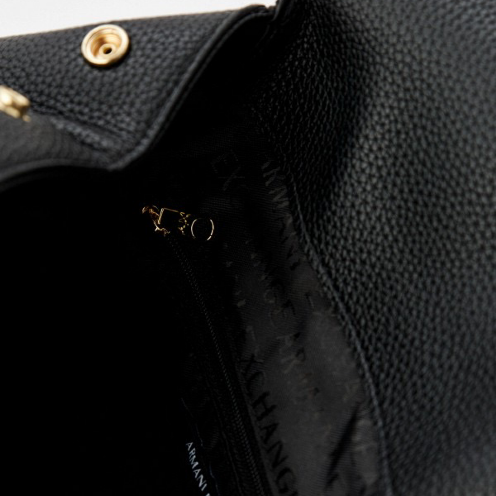 Дамска черна раница Armani Exchange Women Rucksack XW002591 AF11902 UC001 Inside View