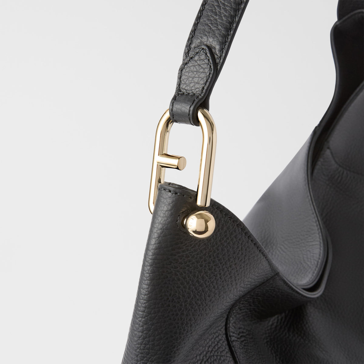 Furla Lara Shoulder Bag L