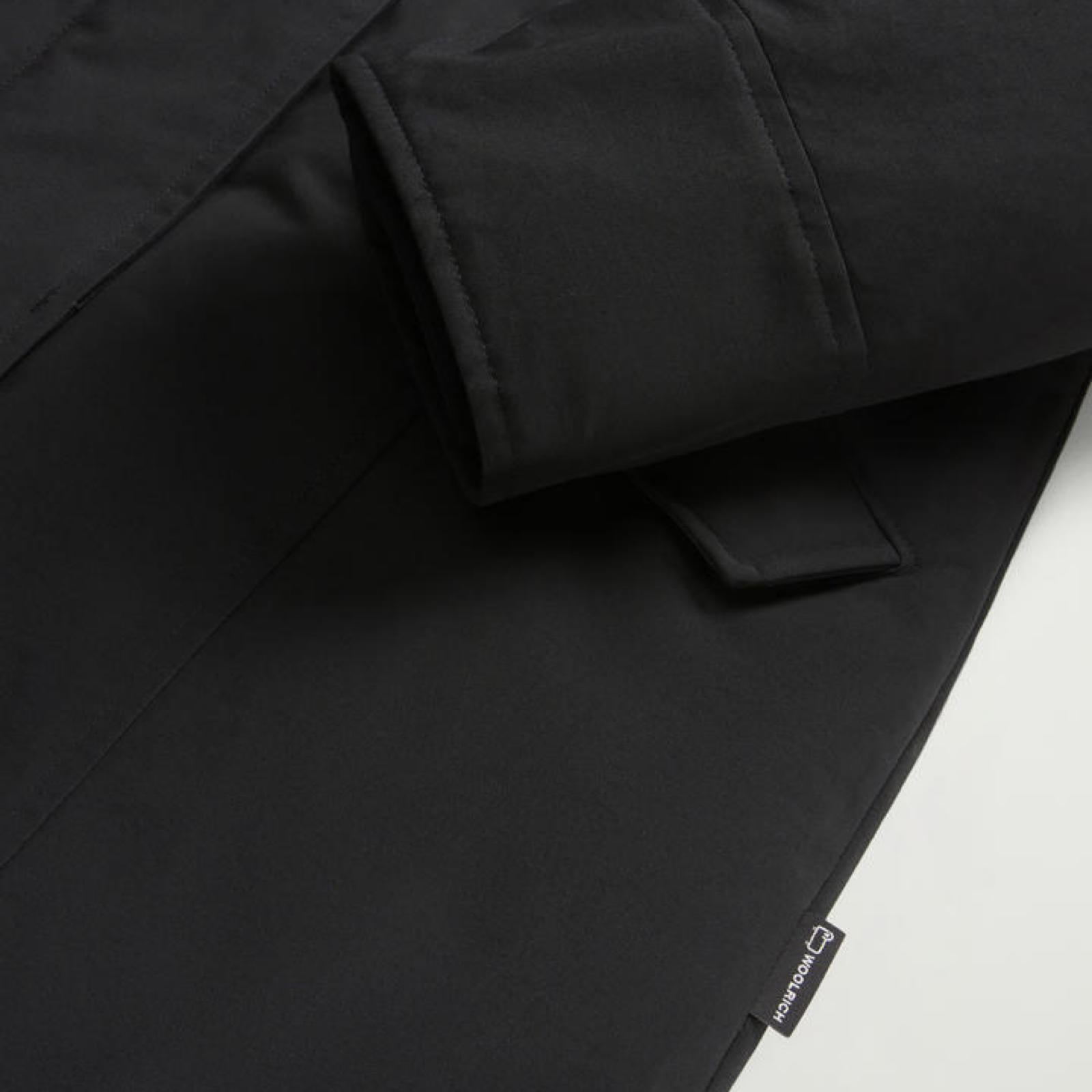 Дамско парка яке Woolrich Arctic Parka Women Jacket CFWWOU0580FRUT001 BLK Close-Up