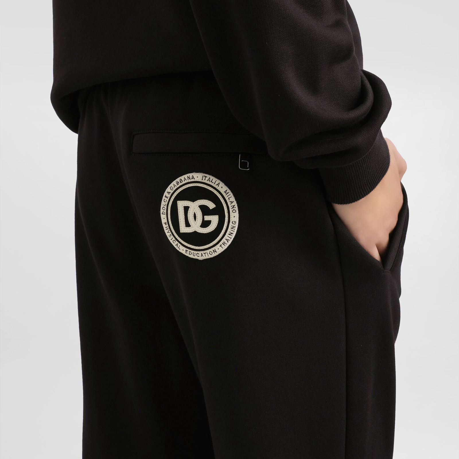 Dolce & Gabbana Knit Trousers With Patch GVS2HZG7PZGN0000 Close-Up