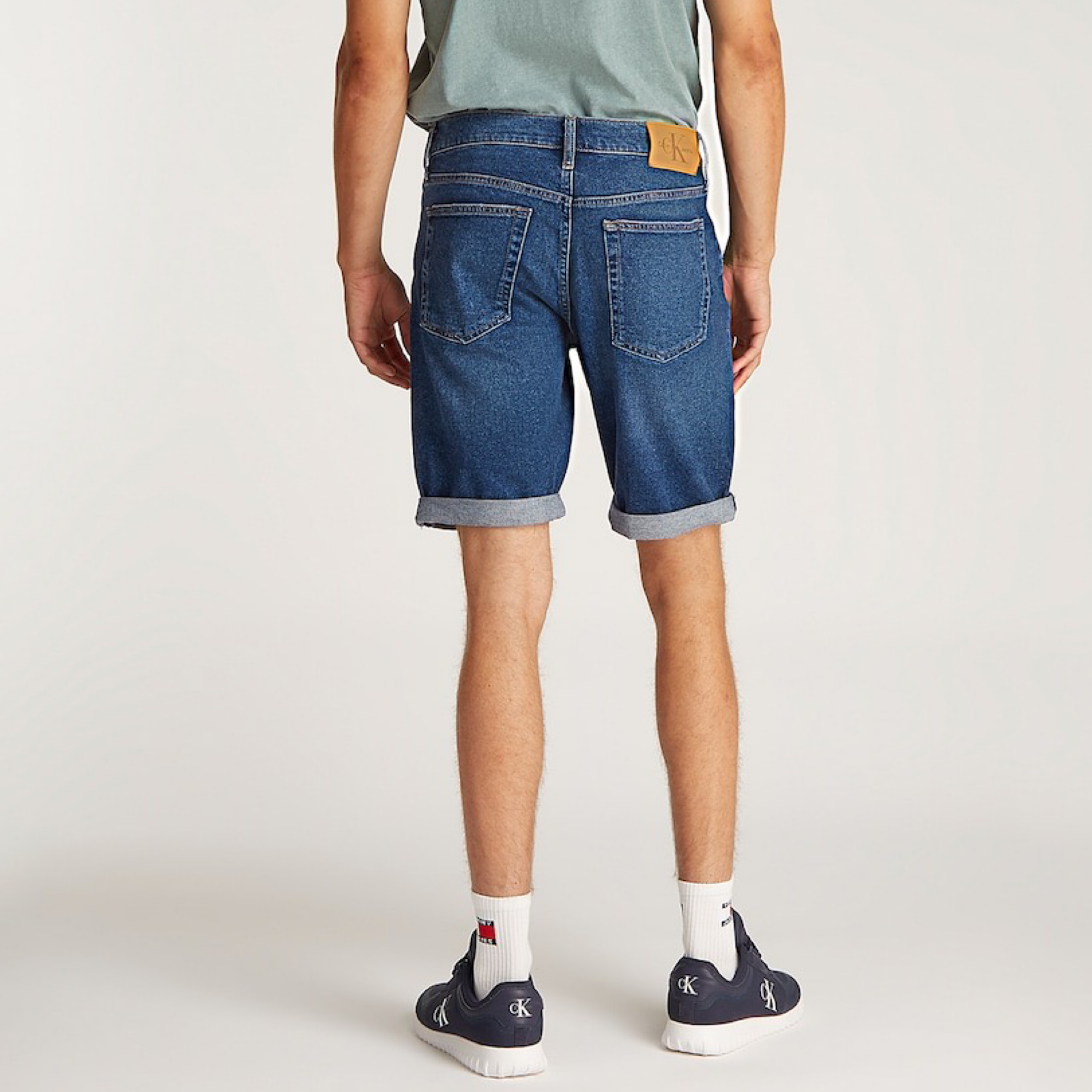 Мъжки сини дънкови къси панталони Calvin Klein Jeans J30J327184