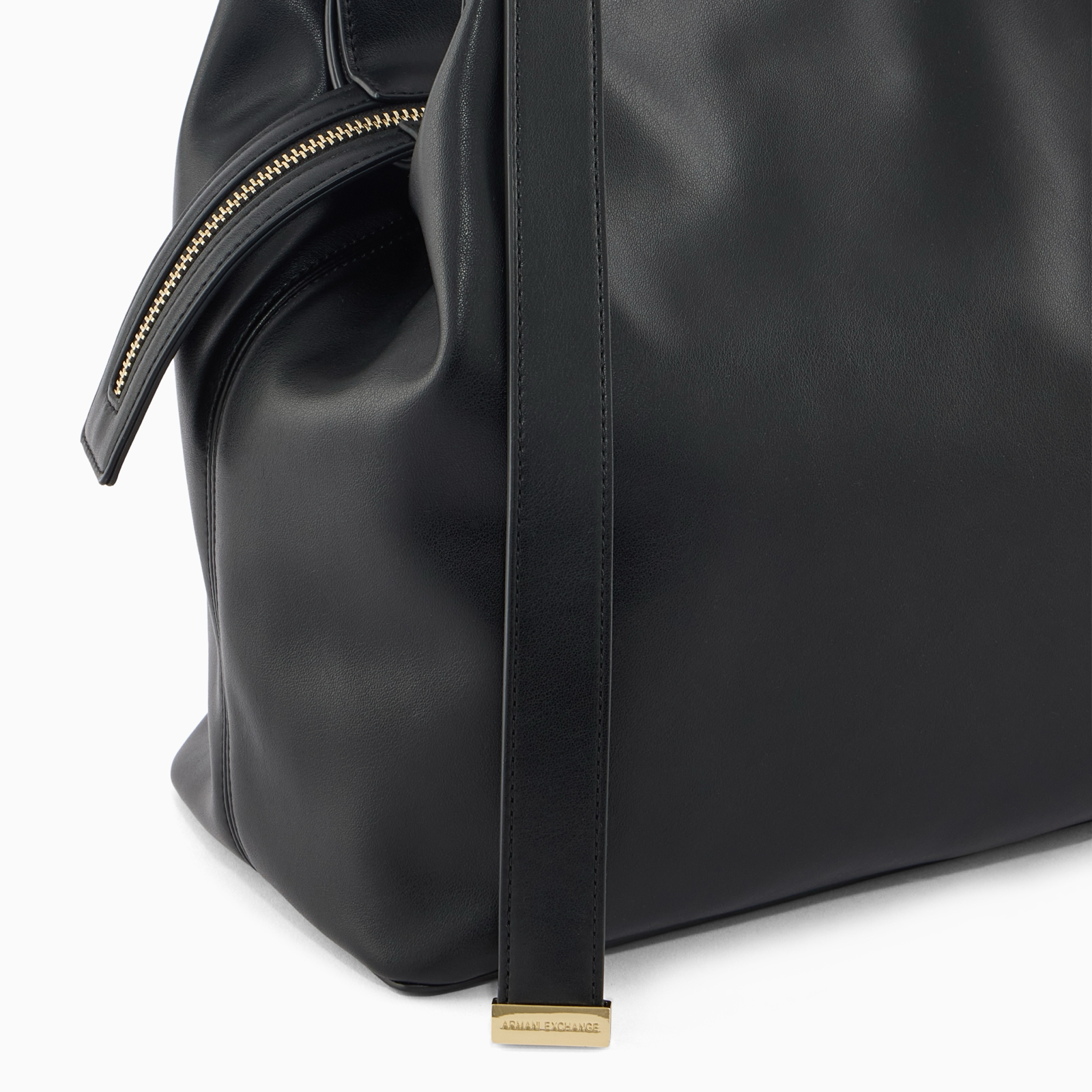 Дамска чанта Armani Exchange Women Shoulder Bag XW002603 AF19902 UC001 Close-Up