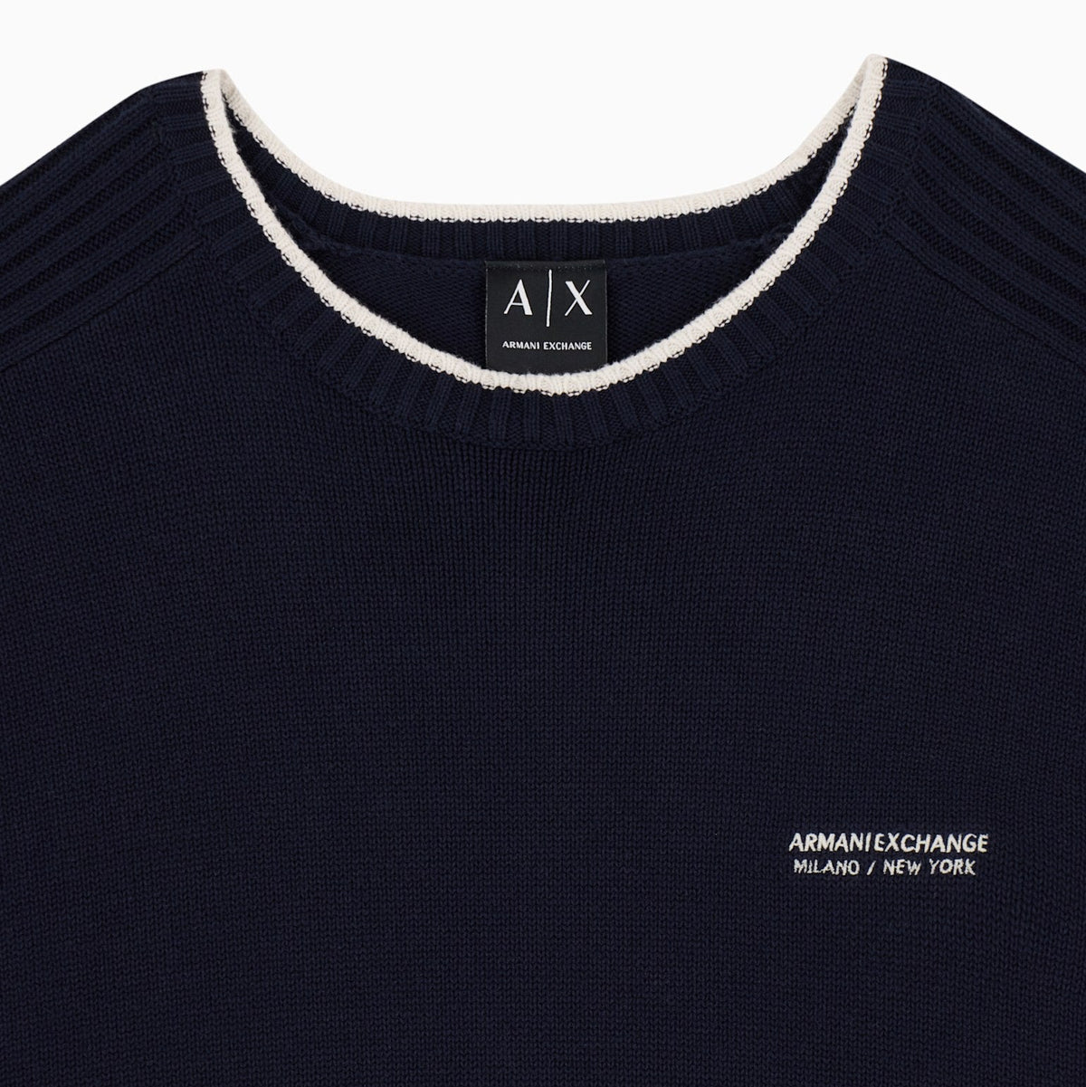 Мъжки пуловер Armani Exchange men’s sweater XM003009 AF28775 UB101 Close-up 
