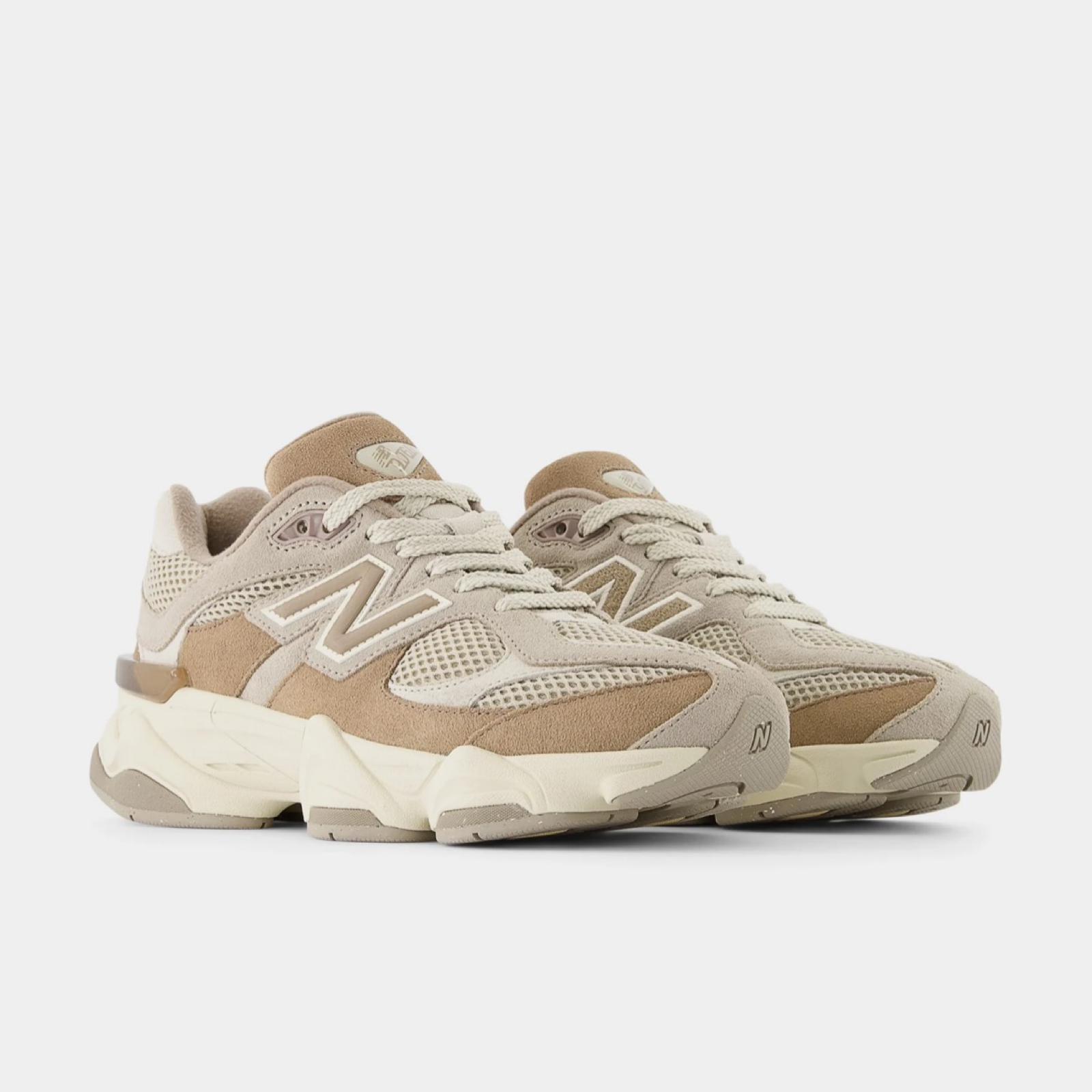 Дамски маратонки New Balance 9060 Women Sneakers GC9060EX Medial View
