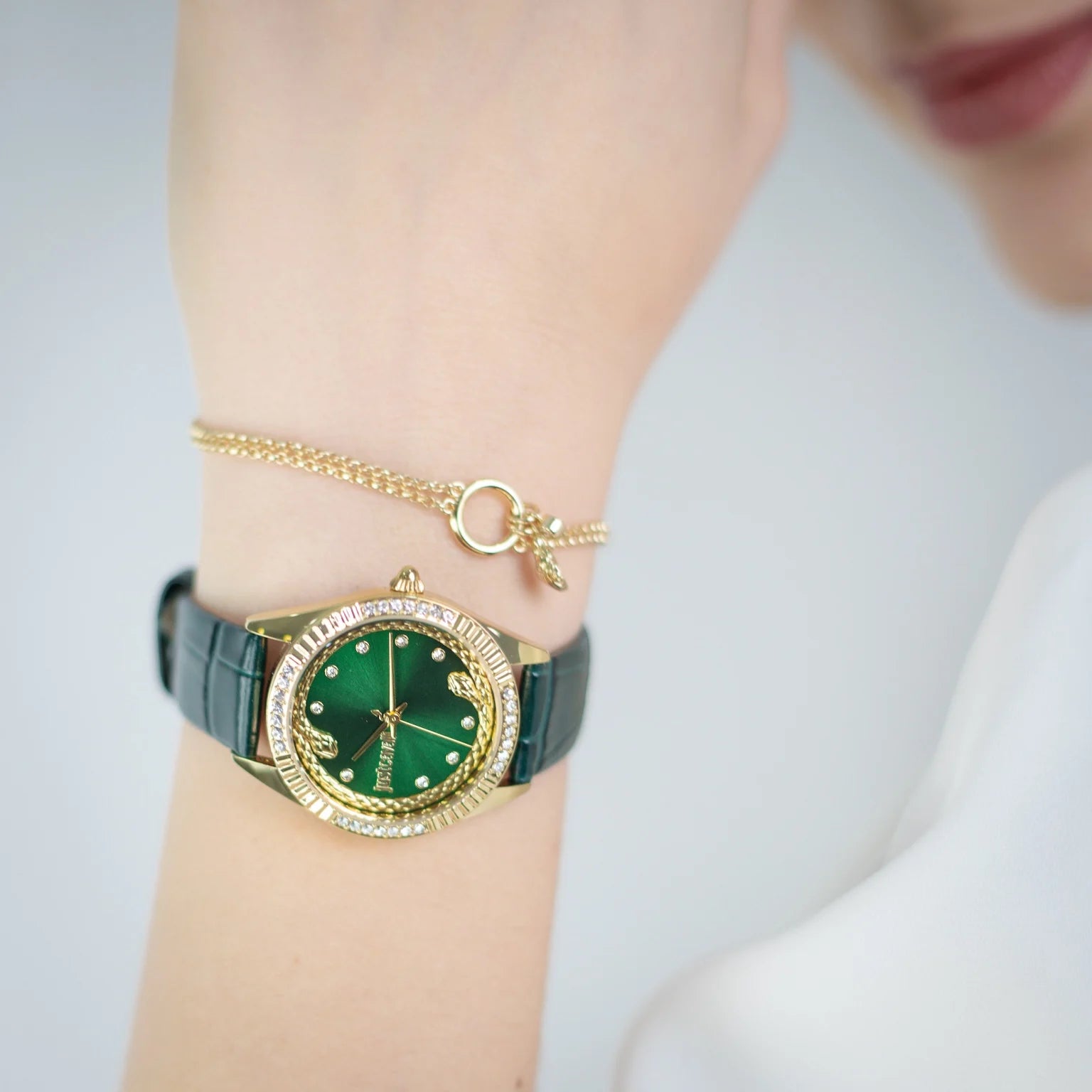 Комплект дамски часовник и гривна Women’s watch Just Cavalli SET Vittoria Glam JC1L361L0025 Leather Green YG