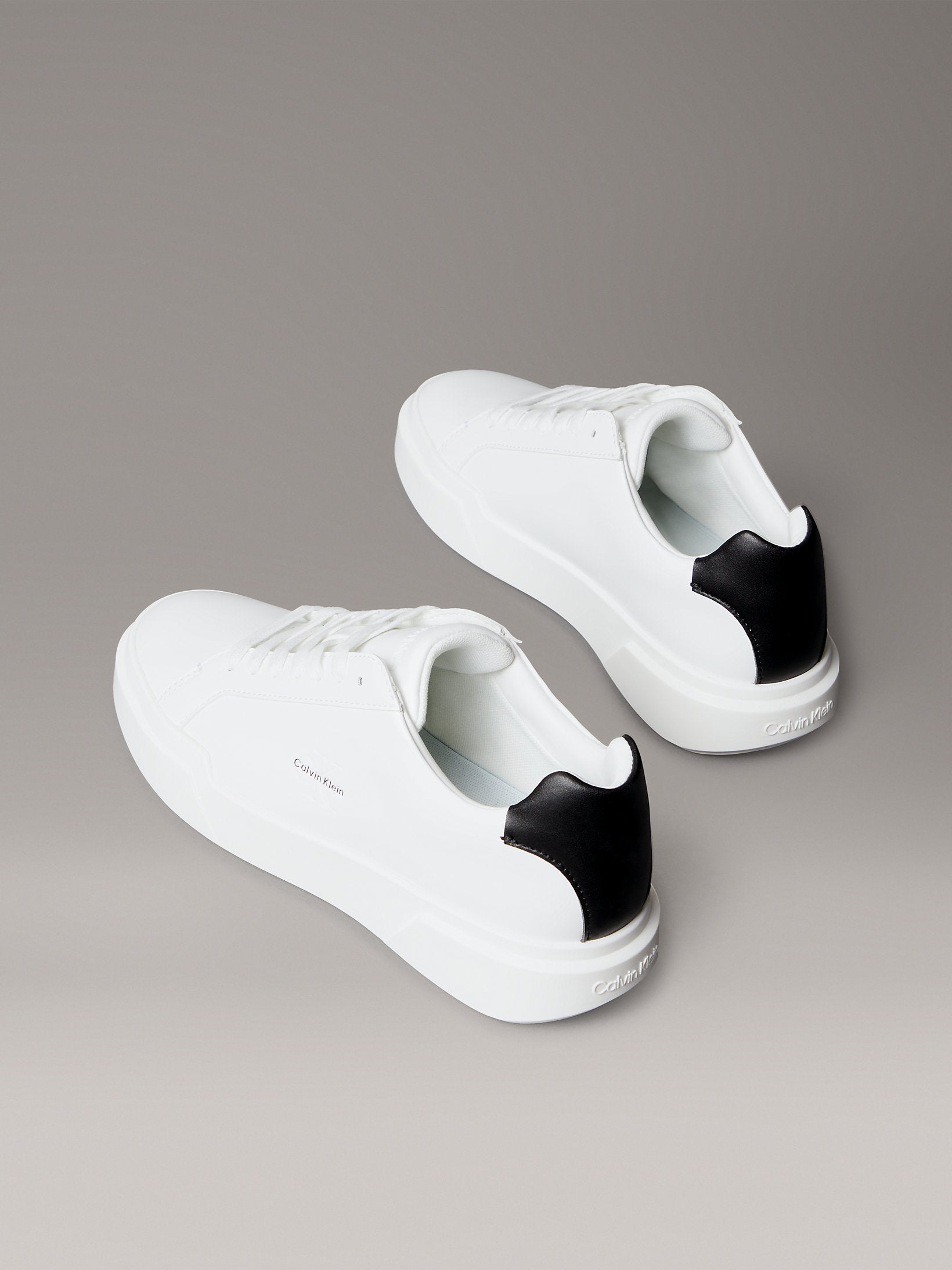 Дамски кецове Women’s sneakers Calvin Klein YW0YW0194701W White heels view