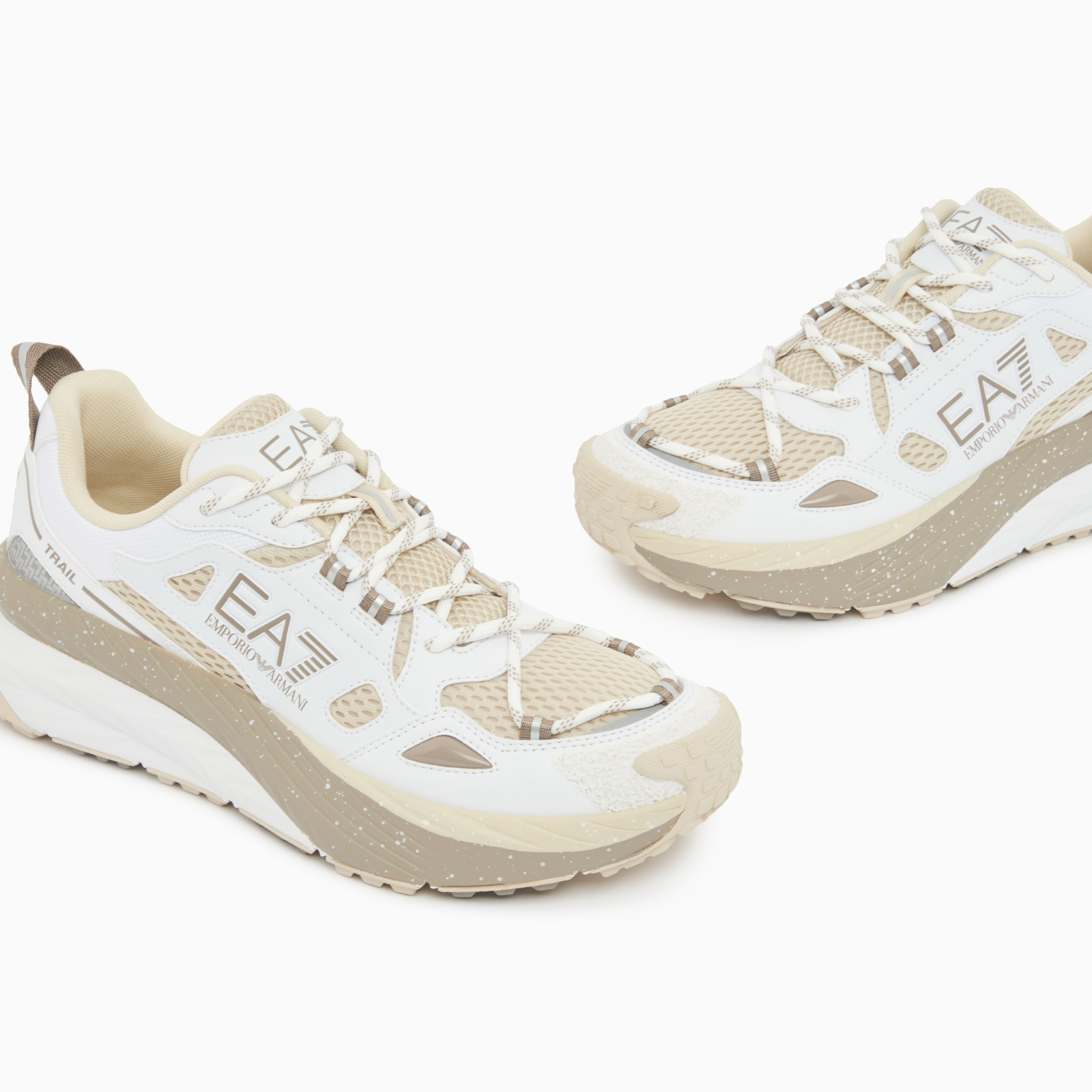 Мъжки маратонки EA7 Emporio Armani Sonic Crusher Trail 2.0 Men Sneakers 7X000602 AF10181 MZ702 Close-Up