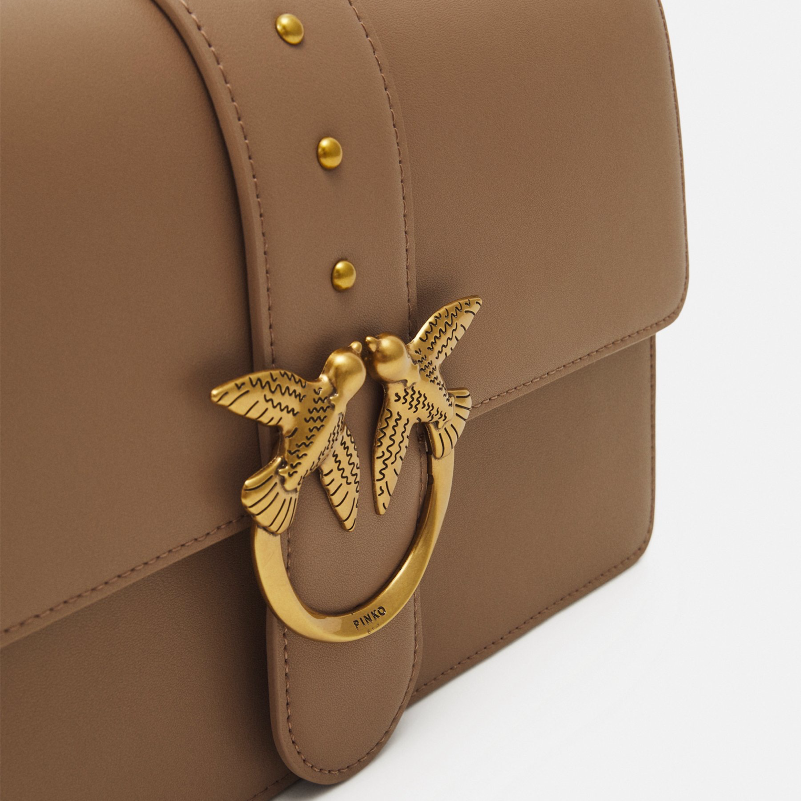 Дамска чанта Pinko Love One Classic 105857 A0F1 D01Q Close-Up