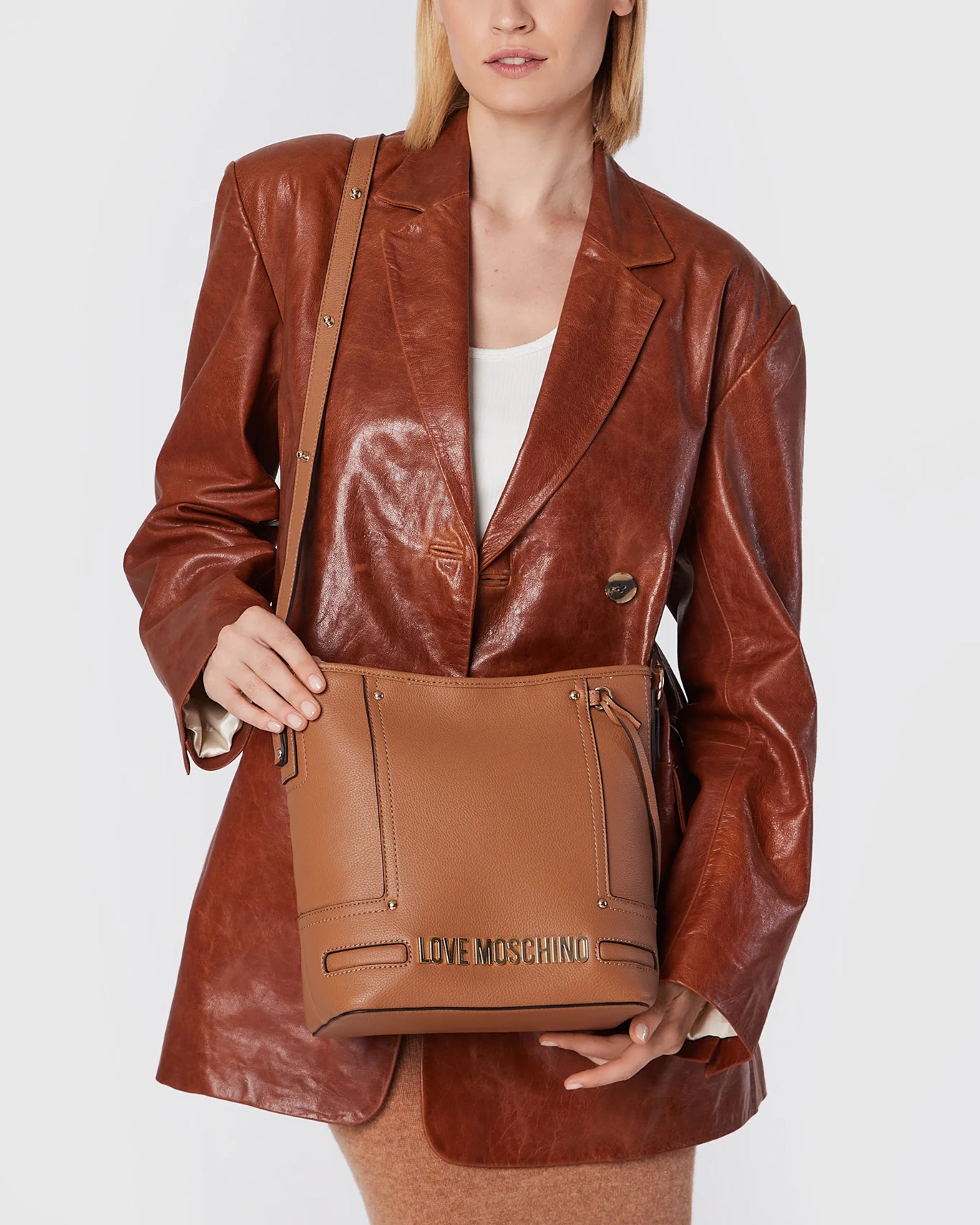 Дамска чанта Women’s shoulder bag Love Moschino JC4031PP1FLB0201 Brown lifestyle view