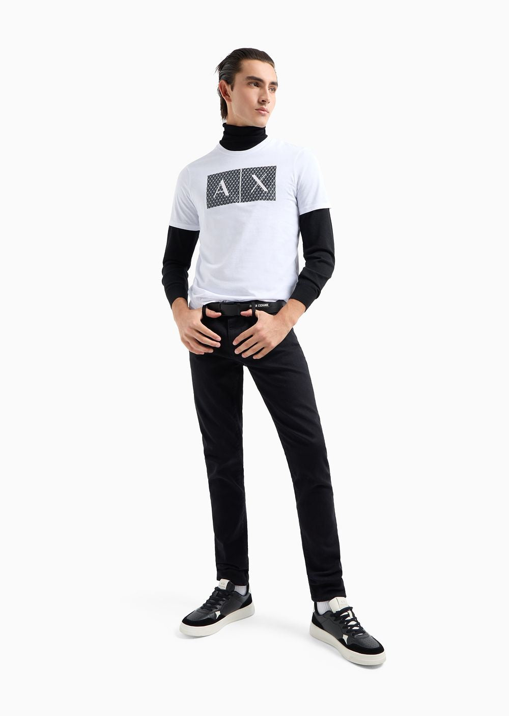 Мъжка тениска в бяло Armani Exchange 8NZTCK Z8H4Z