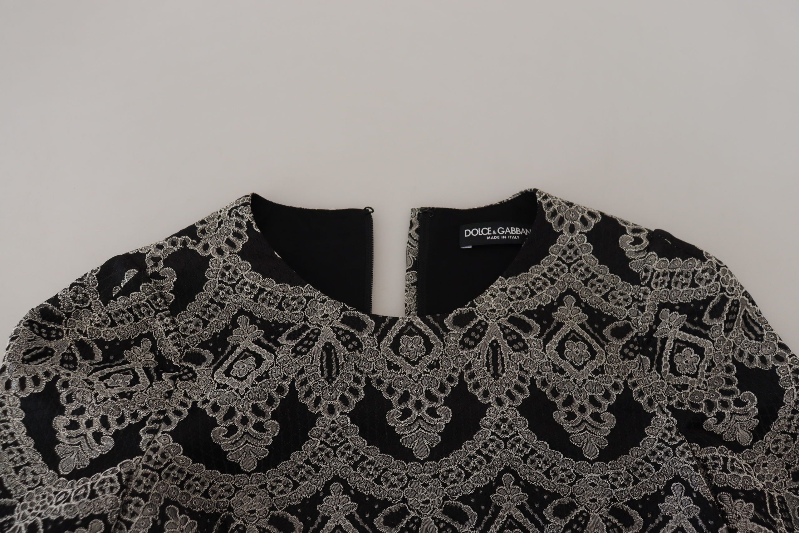 Елегантна рокля от жакард по тялото на Dolce &amp; Gabbana