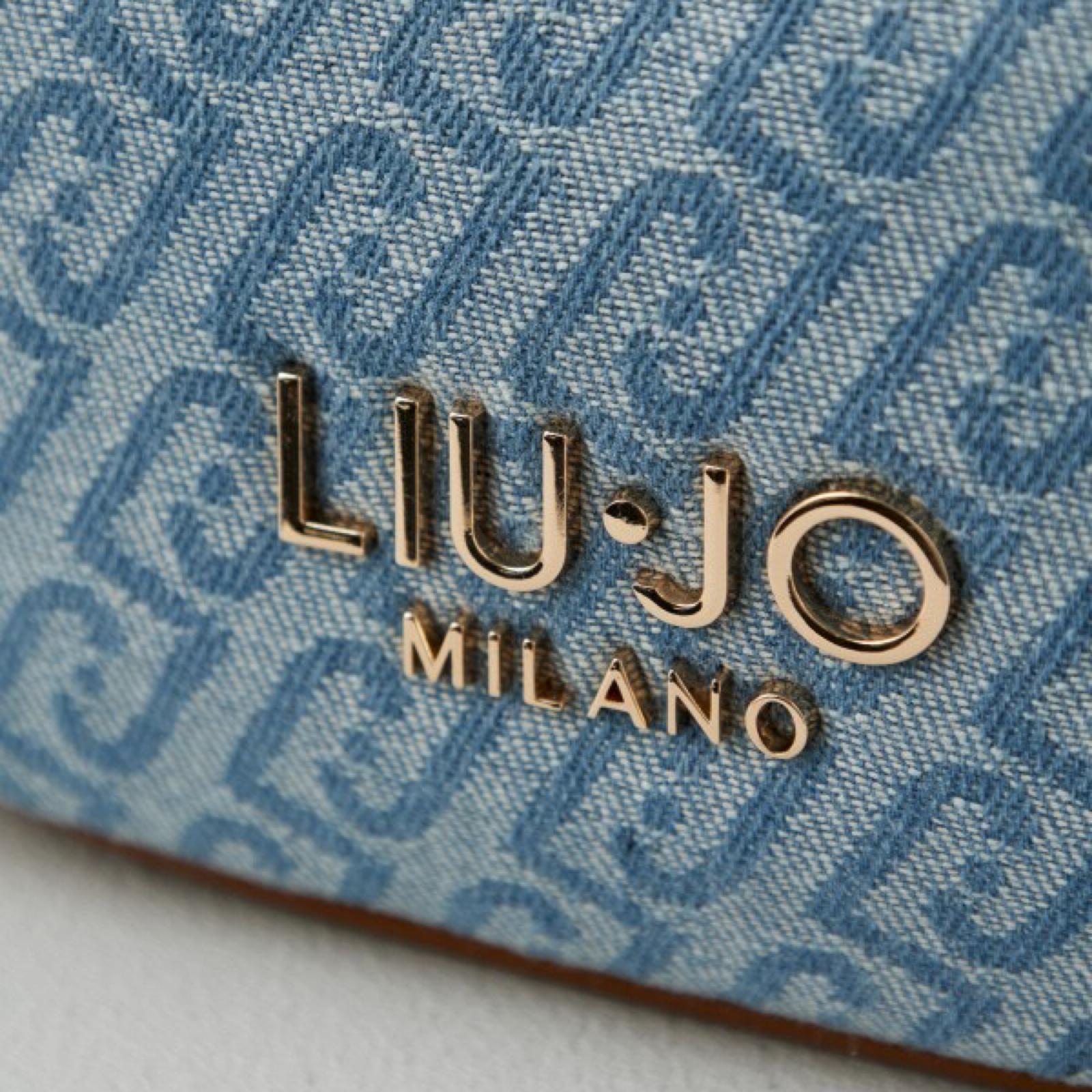 Дамска чанта Liu Jo Women Shoulder Bag AA6072 T379A 94024 Close-Up