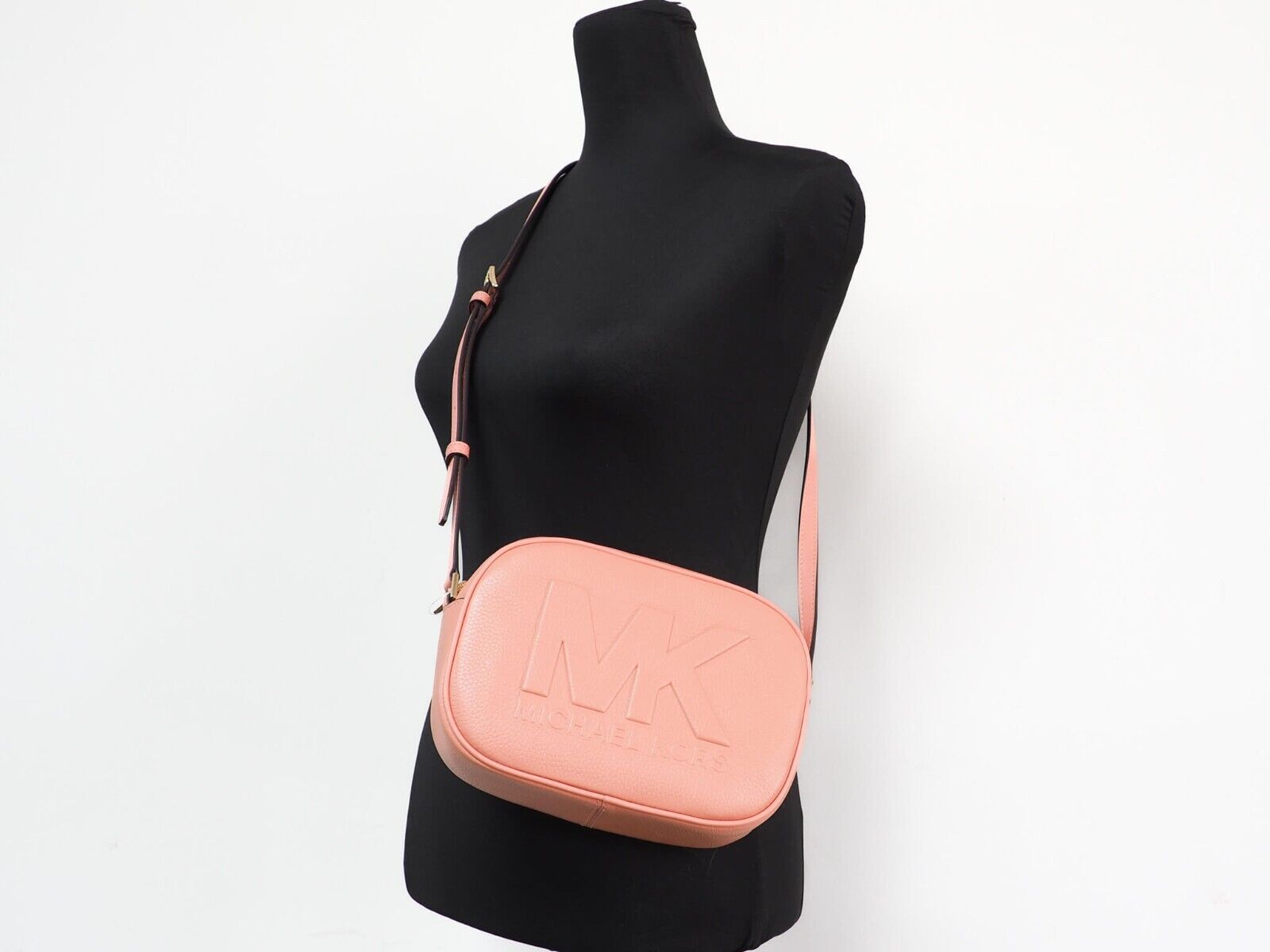 Michael Kors Jet Set Travel Medium Кожена овална чанта през рамо Sherbert