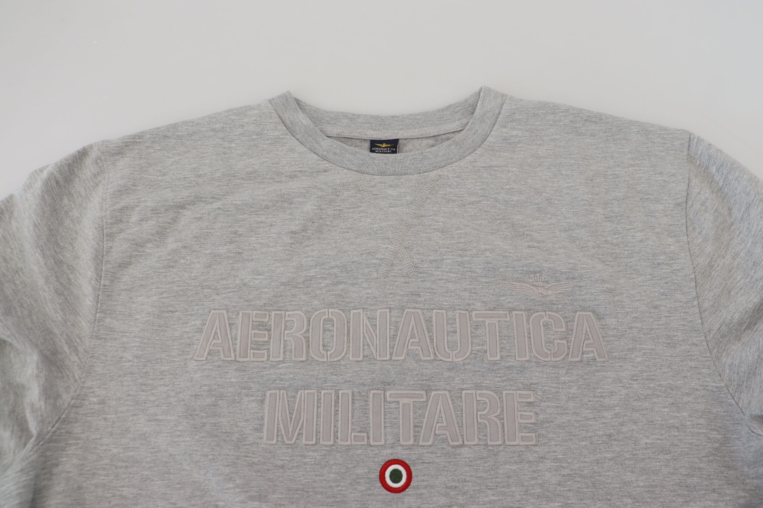 Елегантен сив пуловер Aeronautica Militare