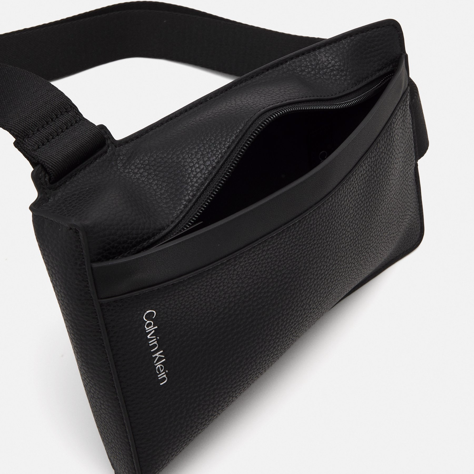 Мъжка чанта Calvin Klein Men Bag LV04D3271G Close-Up