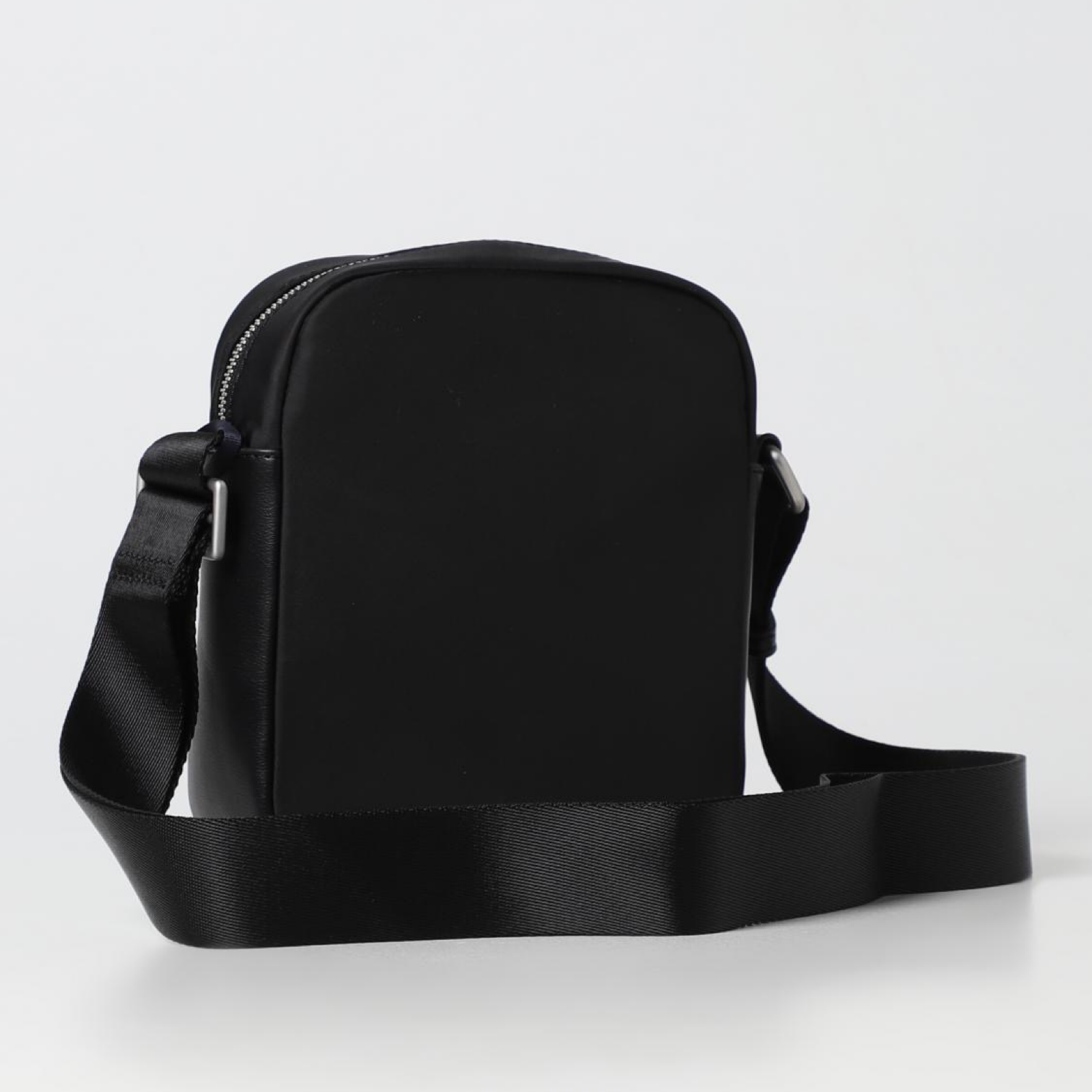 Мъжка чанта Tommy Hilfiger Men Crossbody Bag AM0AM11303 Back View