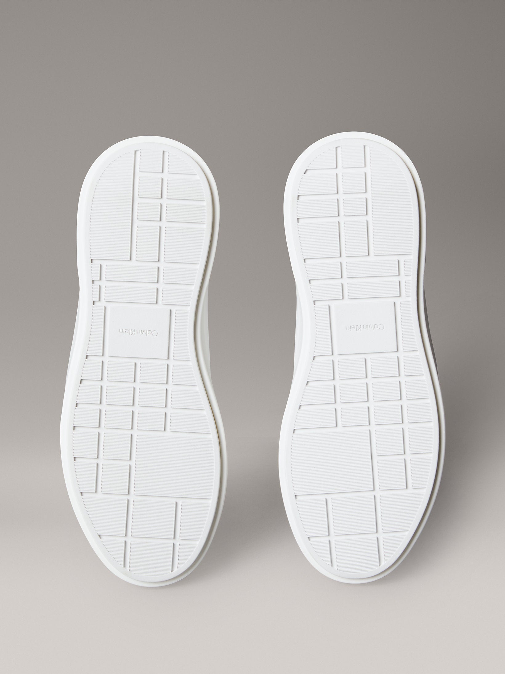 Дамски кецове Women’s sneakers Calvin Klein YW0YW0194701W White outsole view