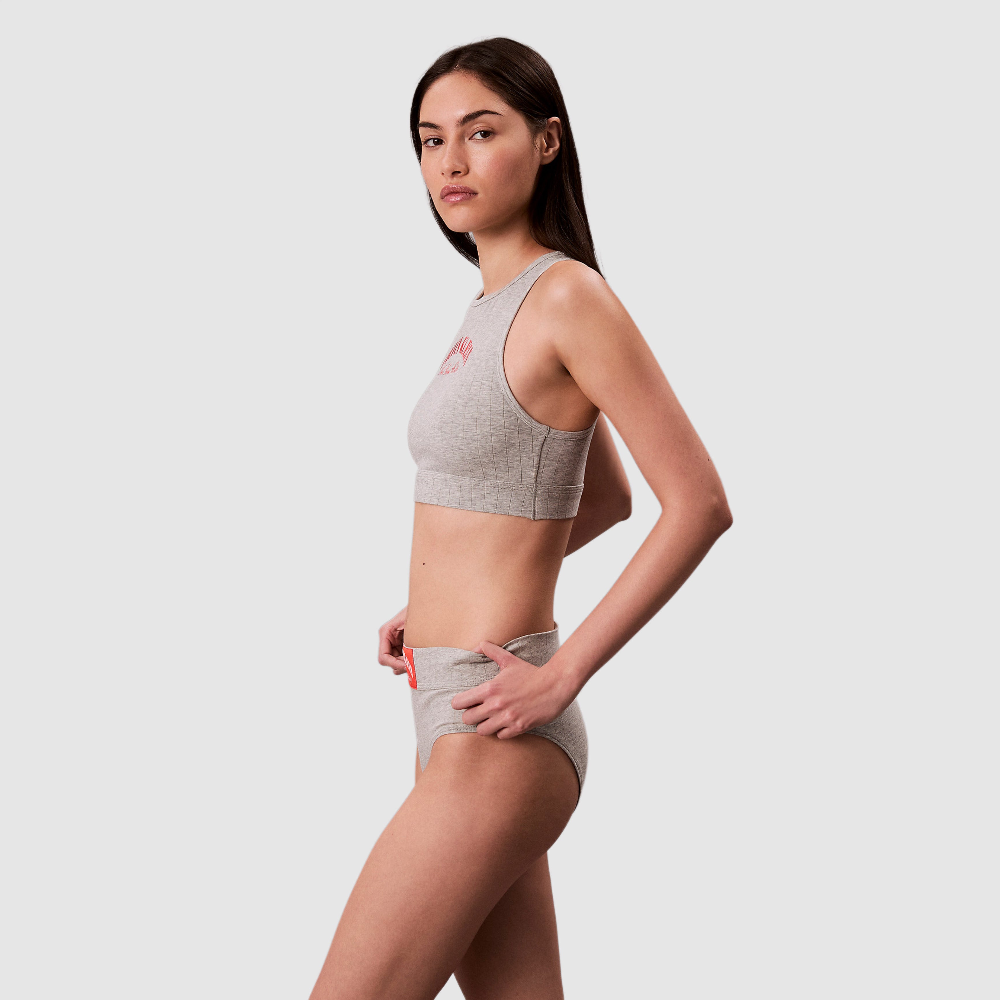 Дамски потник Calvin Klein women’s top LV00QF8707P7A Side view