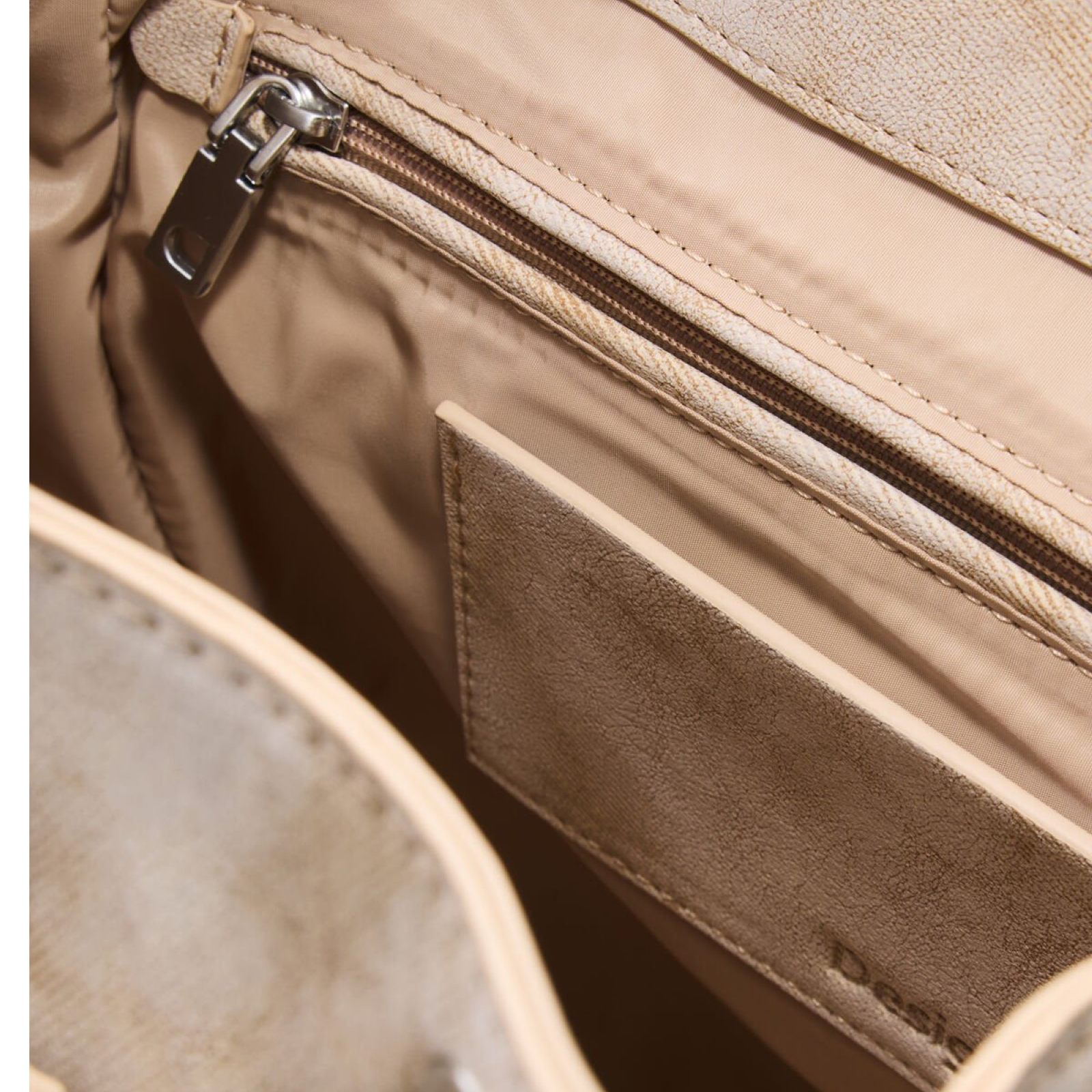 Дамска бежова раница Desigual Women Rucksack 26SAKP40 1018 Inside View