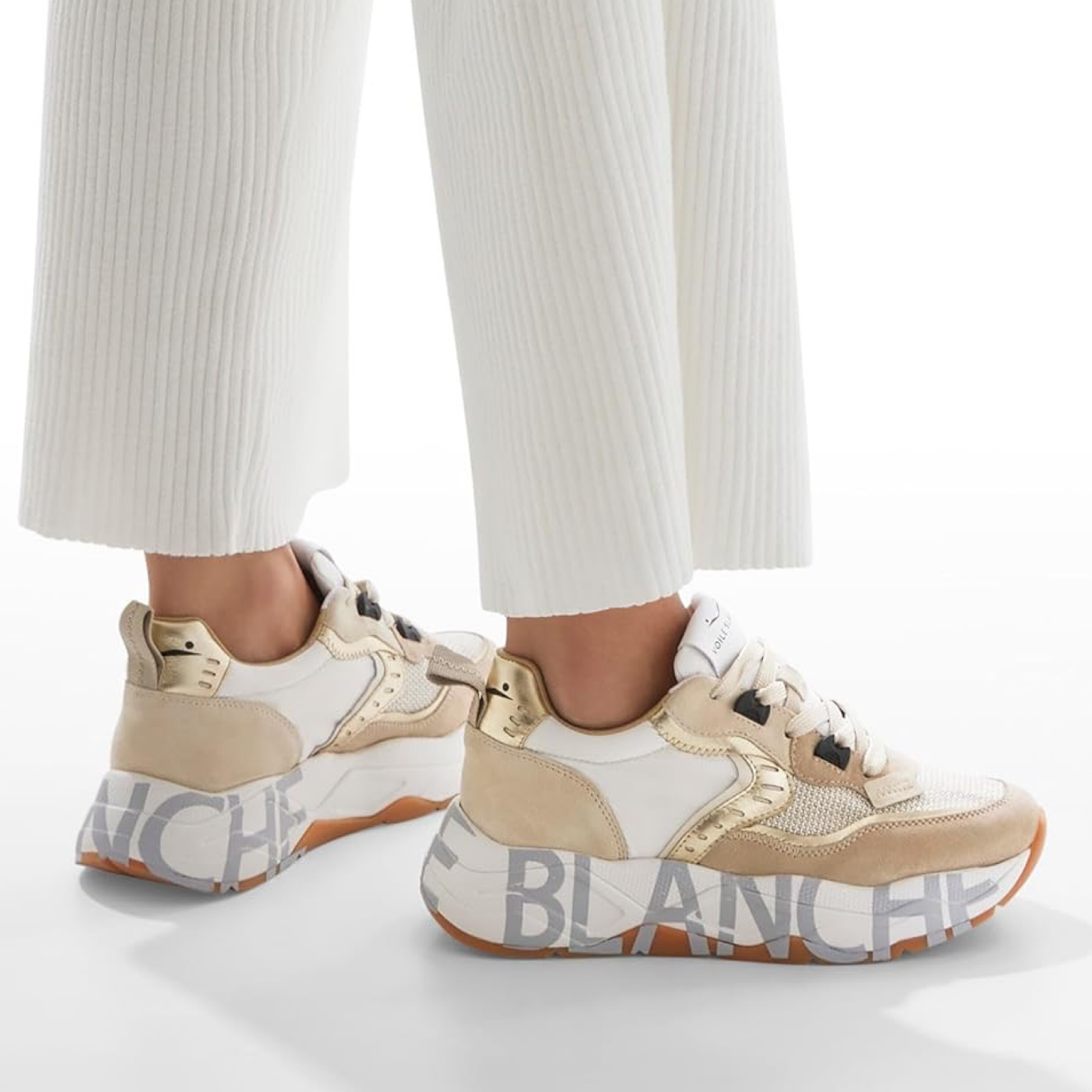 Дамски маратонки Voile Blanche Club 105 Women Sneakers 2017475 Foot View